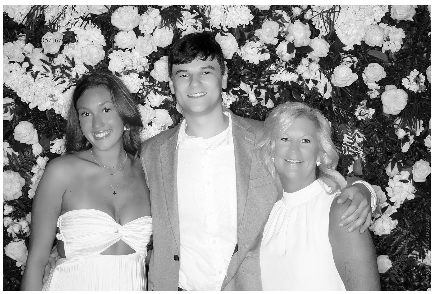 The Koch's Wedding | View more photos from the event at gallery.photoboothcincy.com/u/PhotoBoothCincy/The-Kochs-Wedding