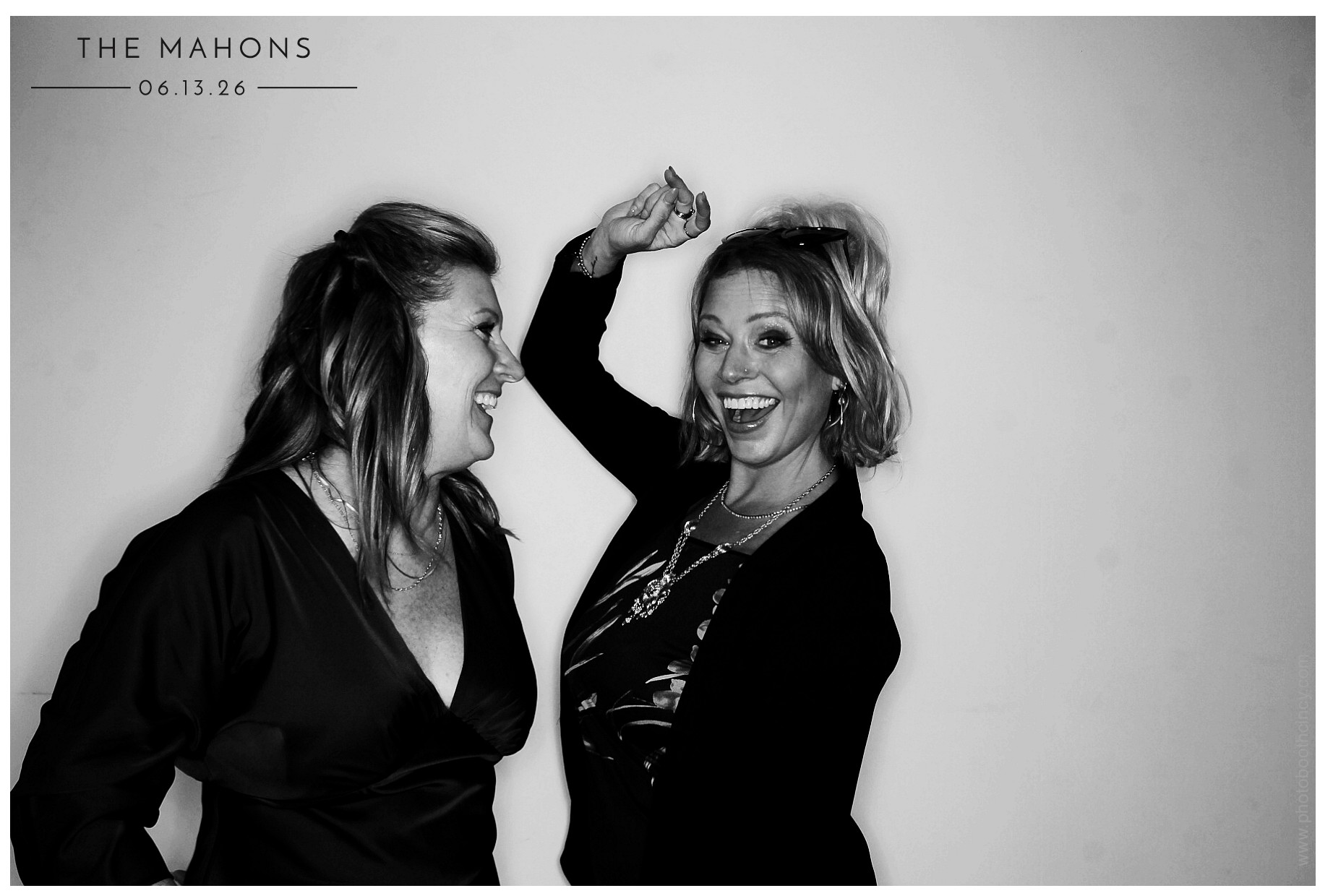The Mahons | View more photos from the event at gallery.photoboothcincy.com/u/PhotoBoothCincy/The-Mahons