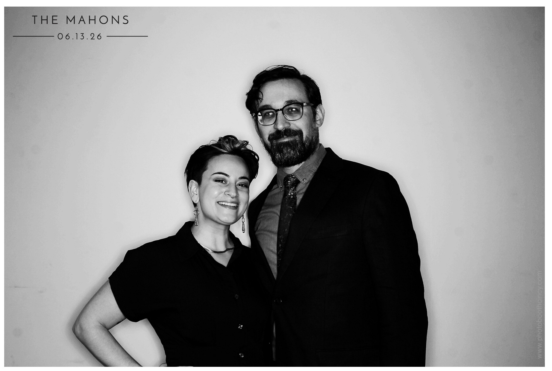 The Mahons | View more photos from the event at gallery.photoboothcincy.com/u/PhotoBoothCincy/The-Mahons