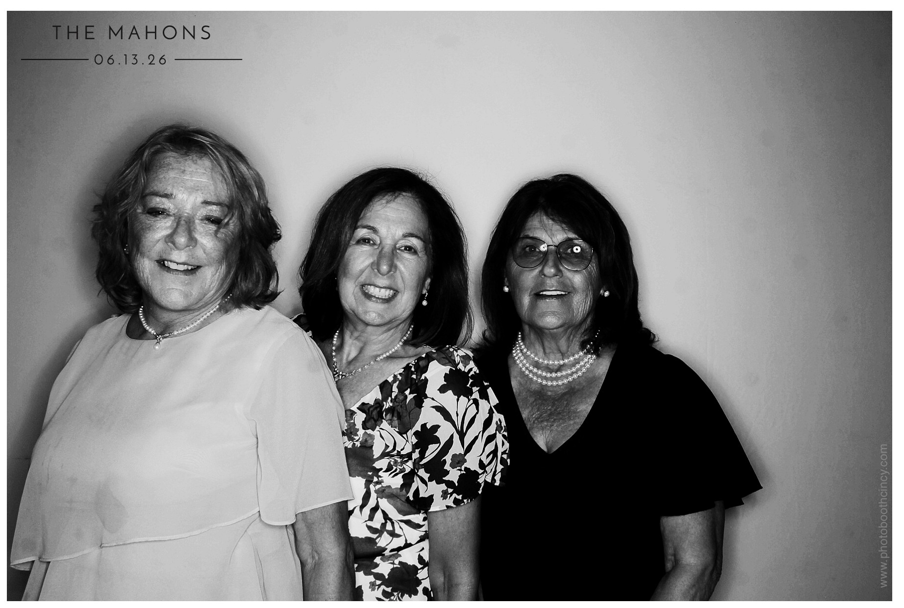 The Mahons | View more photos from the event at gallery.photoboothcincy.com/u/PhotoBoothCincy/The-Mahons