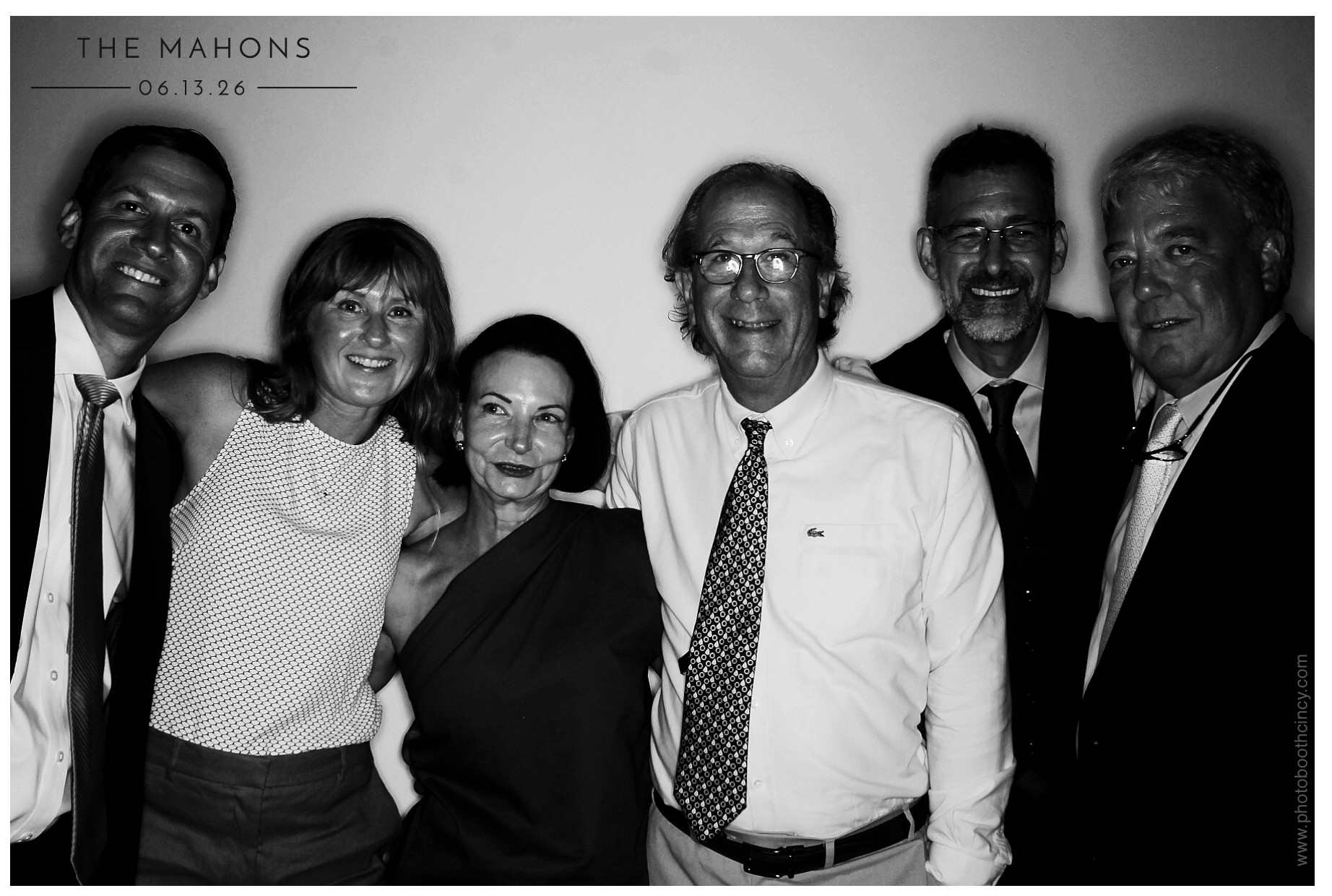 The Mahons | View more photos from the event at gallery.photoboothcincy.com/u/PhotoBoothCincy/The-Mahons