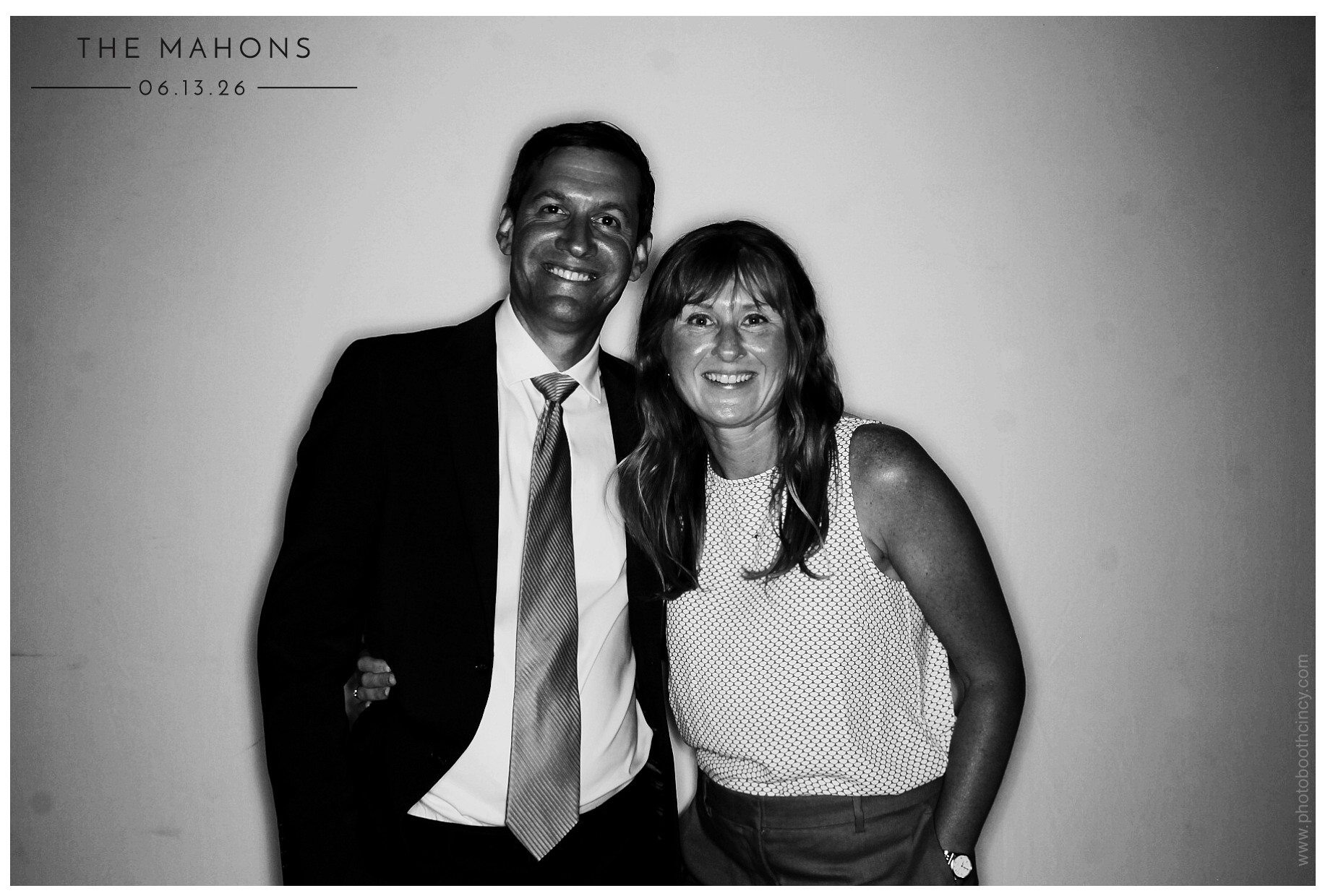 The Mahons | View more photos from the event at gallery.photoboothcincy.com/u/PhotoBoothCincy/The-Mahons