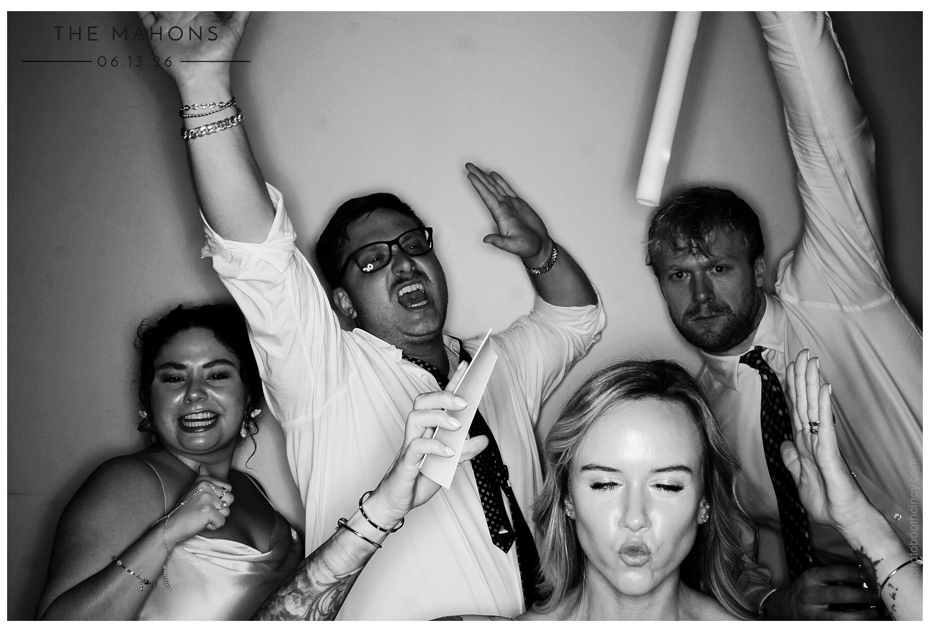 The Mahons | View more photos from the event at gallery.photoboothcincy.com/u/PhotoBoothCincy/The-Mahons