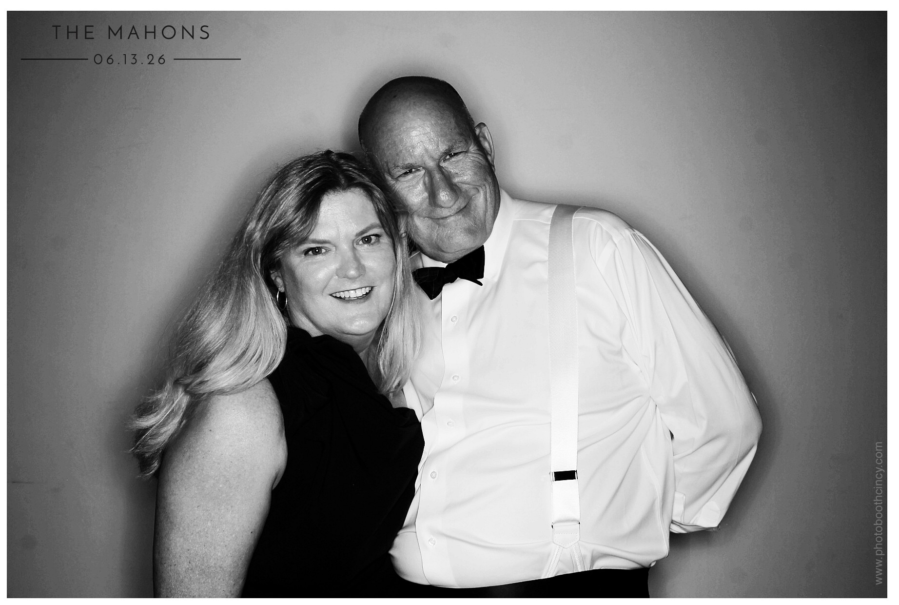 The Mahons | View more photos from the event at gallery.photoboothcincy.com/u/PhotoBoothCincy/The-Mahons