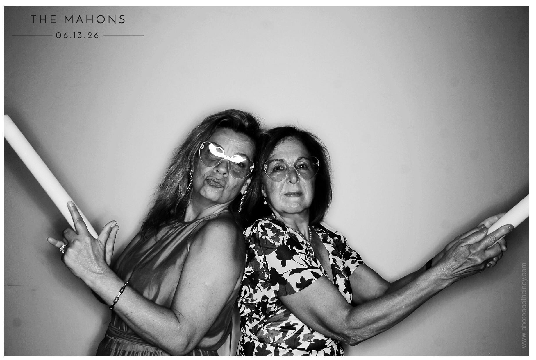 The Mahons | View more photos from the event at gallery.photoboothcincy.com/u/PhotoBoothCincy/The-Mahons