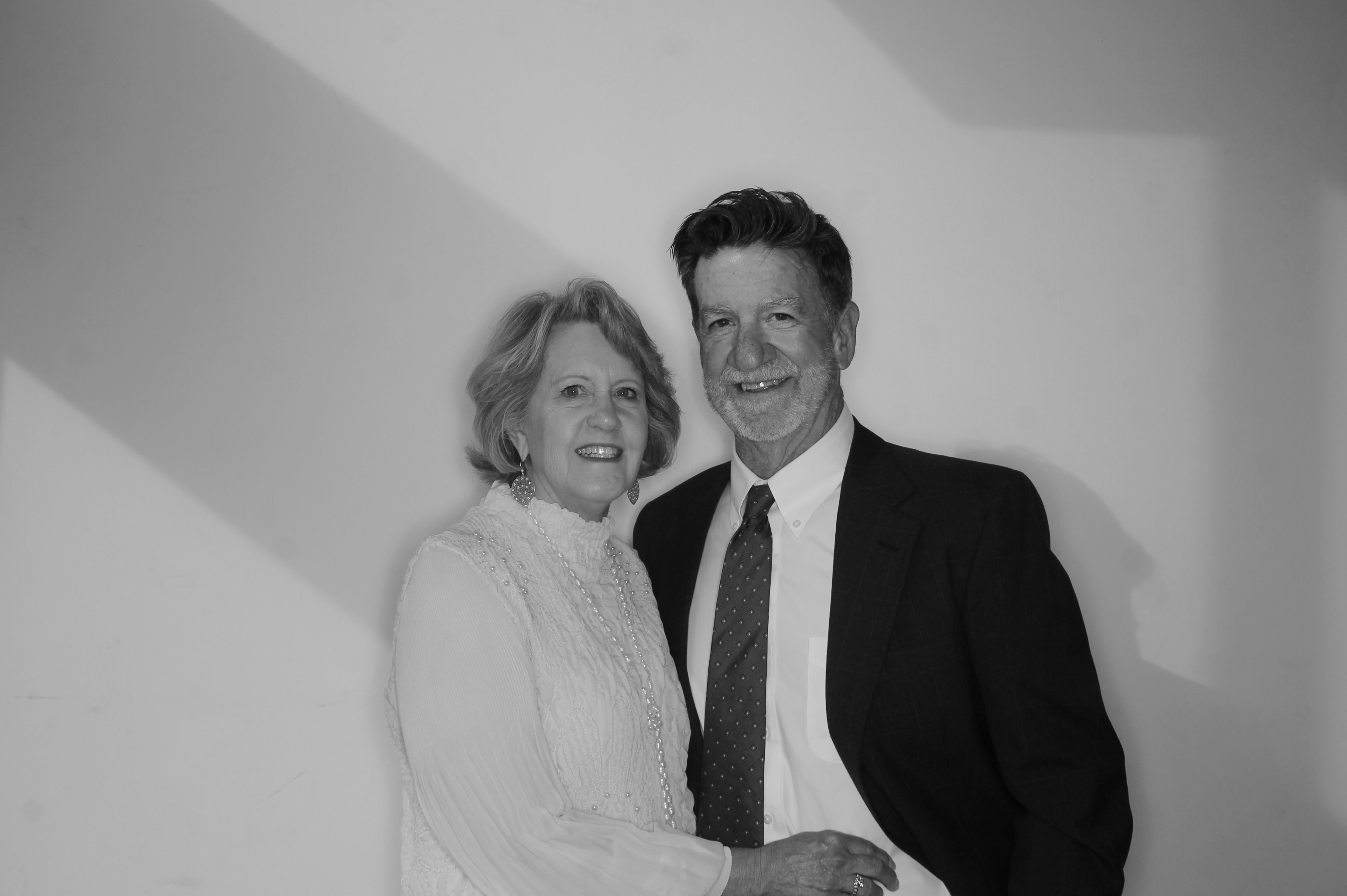 The Mahons | View more photos from the event at gallery.photoboothcincy.com/u/PhotoBoothCincy/The-Mahons