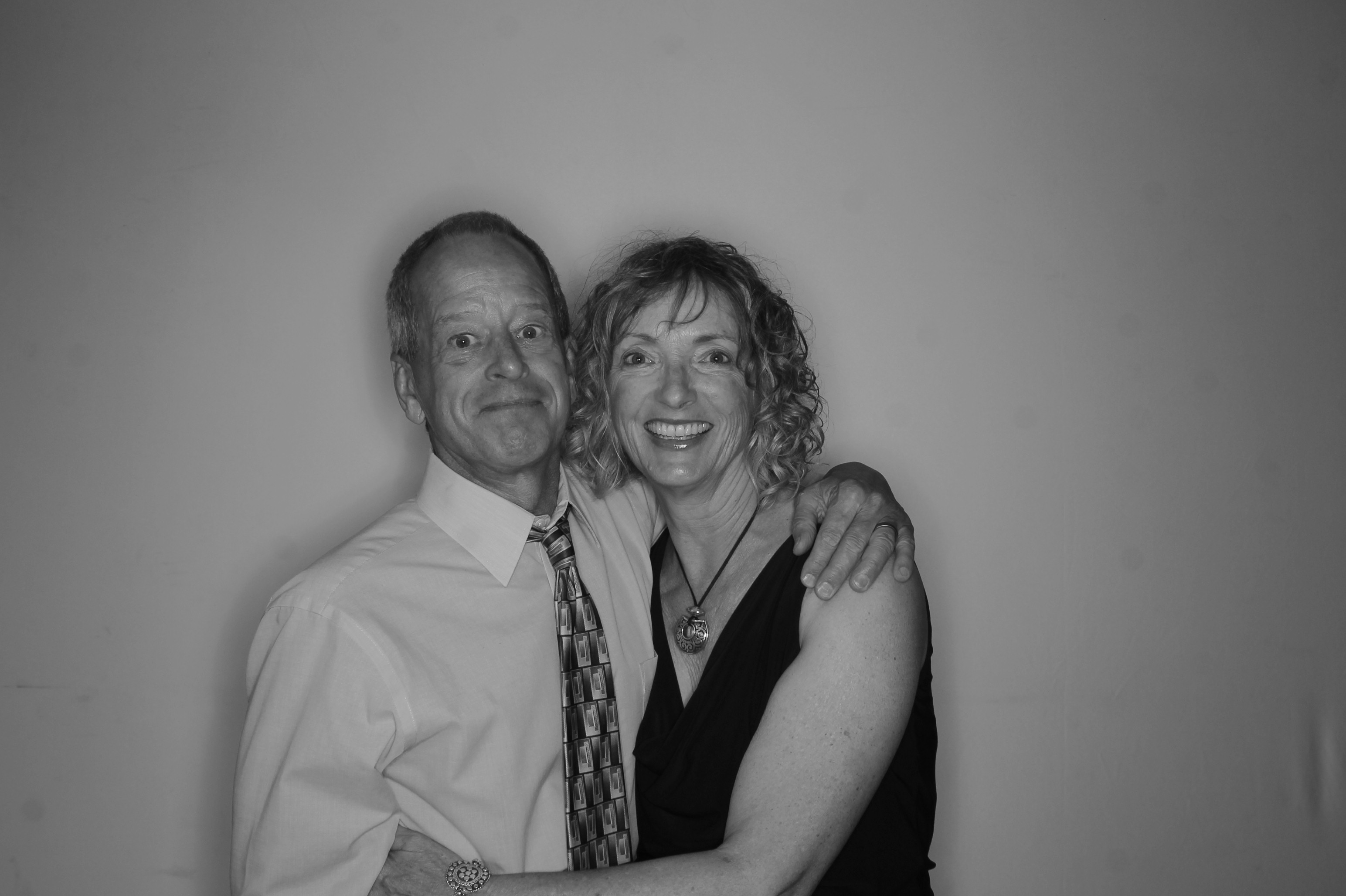 The Mahons | View more photos from the event at gallery.photoboothcincy.com/u/PhotoBoothCincy/The-Mahons