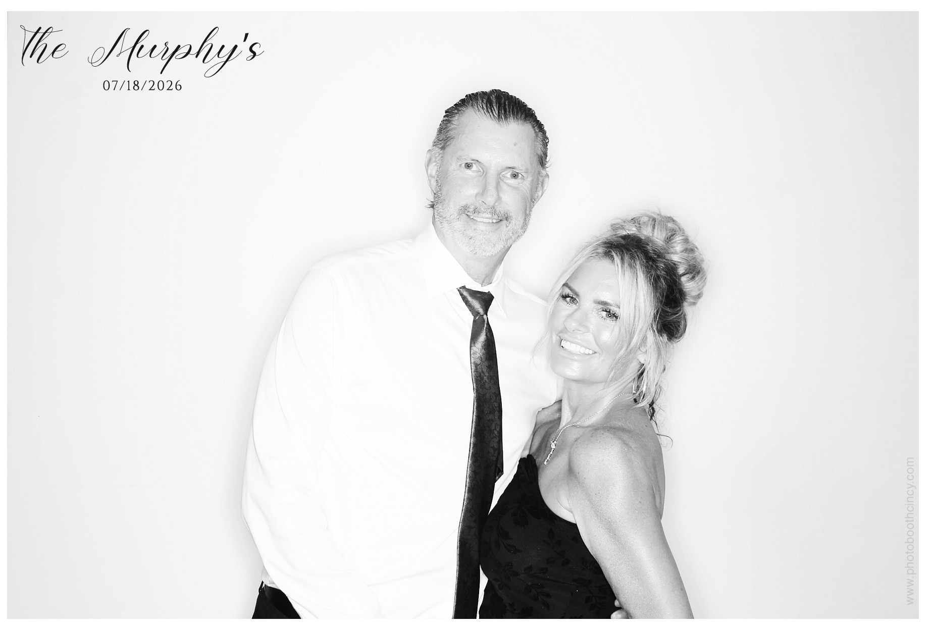 The Murphy's | View more photos from the event at gallery.photoboothcincy.com/u/PhotoBoothCincy/The-Murphys