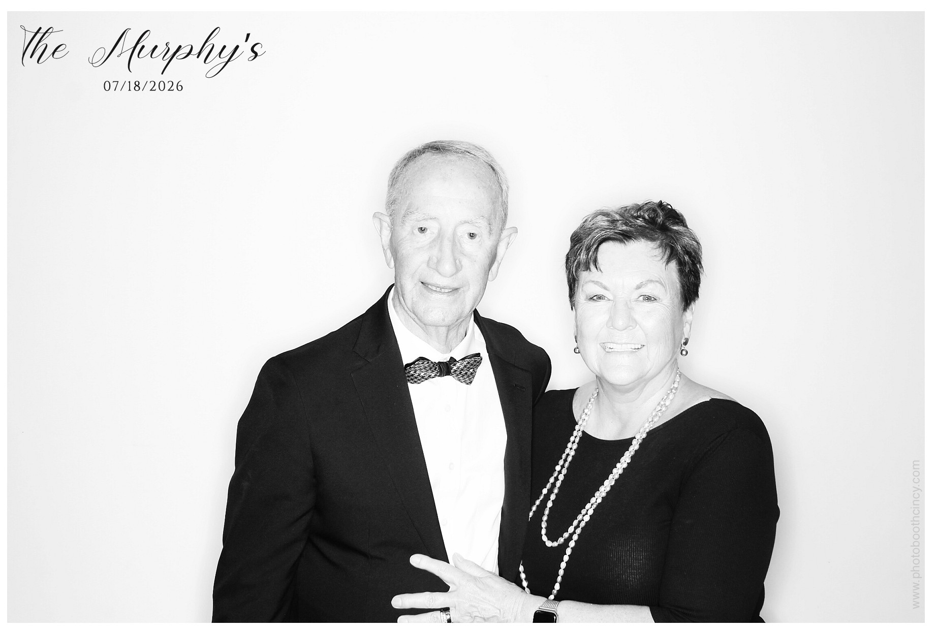 The Murphy's | View more photos from the event at gallery.photoboothcincy.com/u/PhotoBoothCincy/The-Murphys