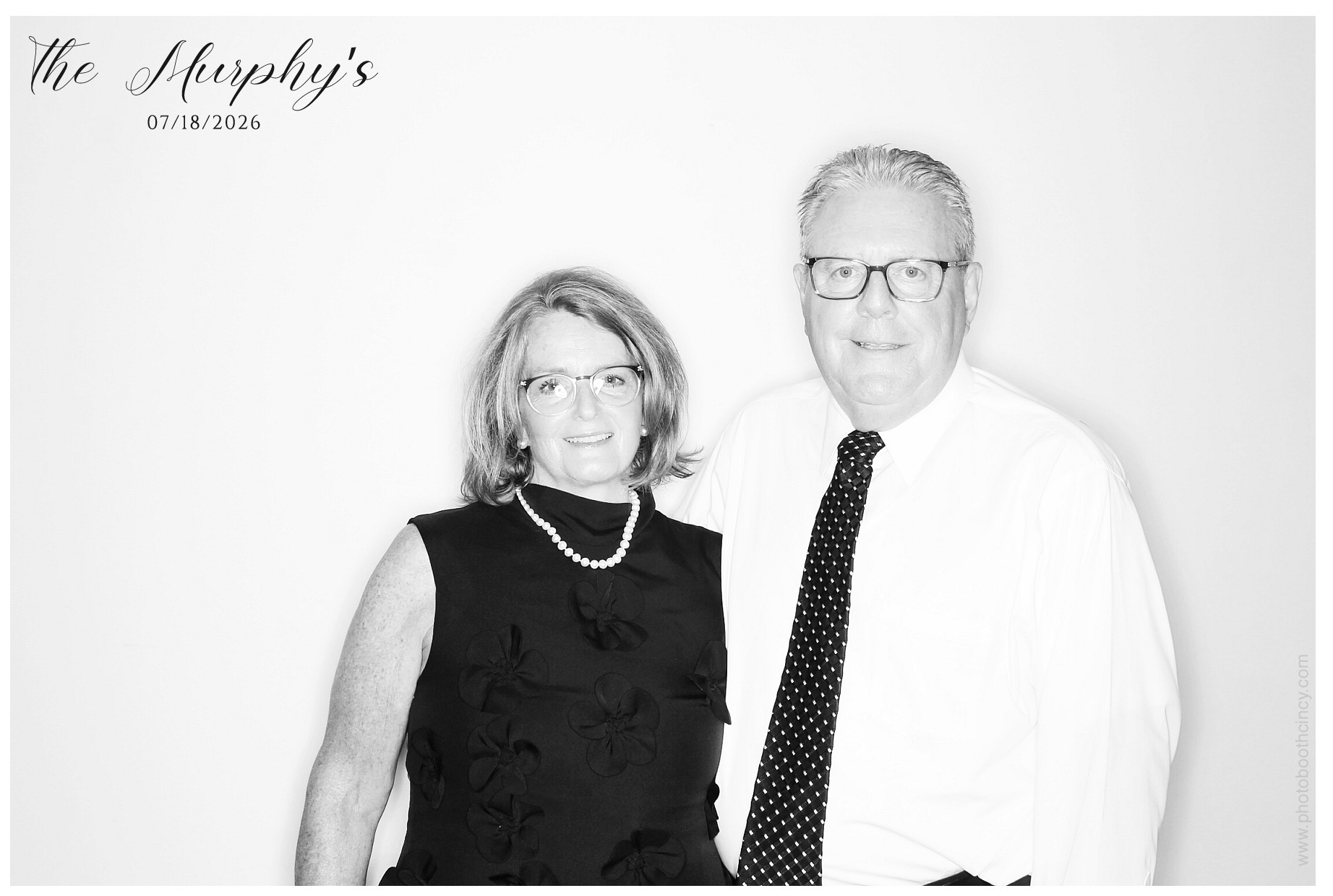 The Murphy's | View more photos from the event at gallery.photoboothcincy.com/u/PhotoBoothCincy/The-Murphys