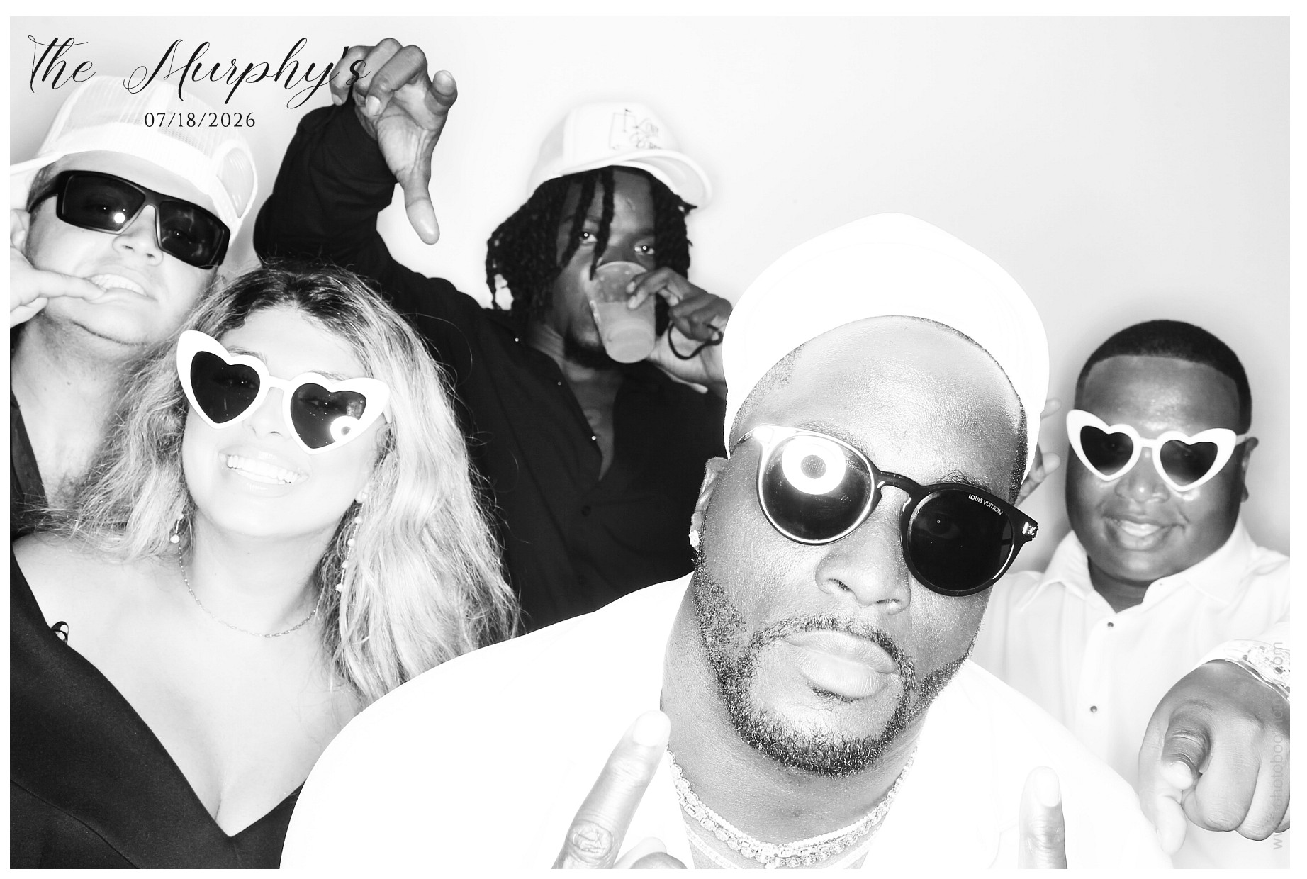 The Murphy's | View more photos from the event at gallery.photoboothcincy.com/u/PhotoBoothCincy/The-Murphys