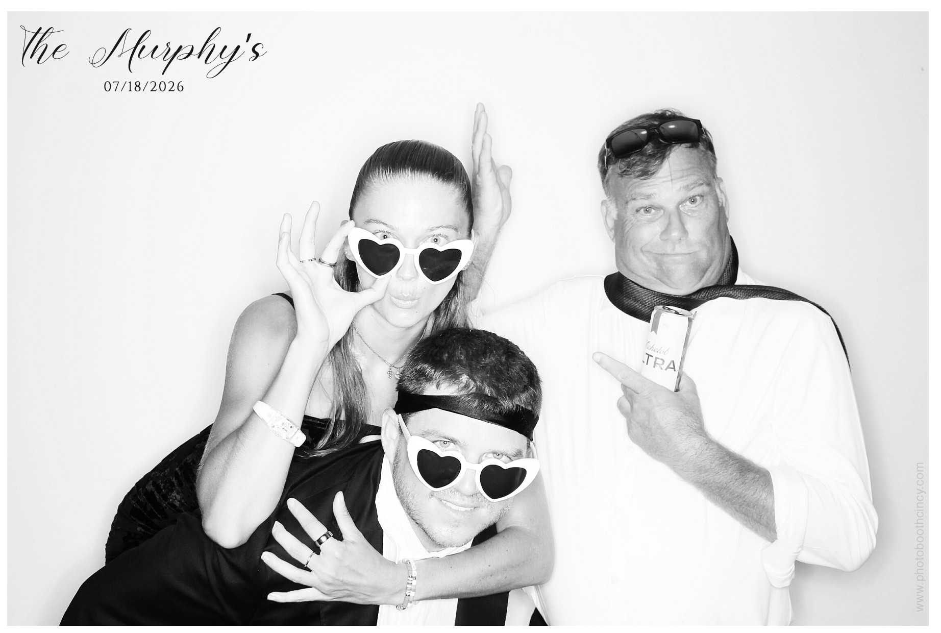 The Murphy's | View more photos from the event at gallery.photoboothcincy.com/u/PhotoBoothCincy/The-Murphys