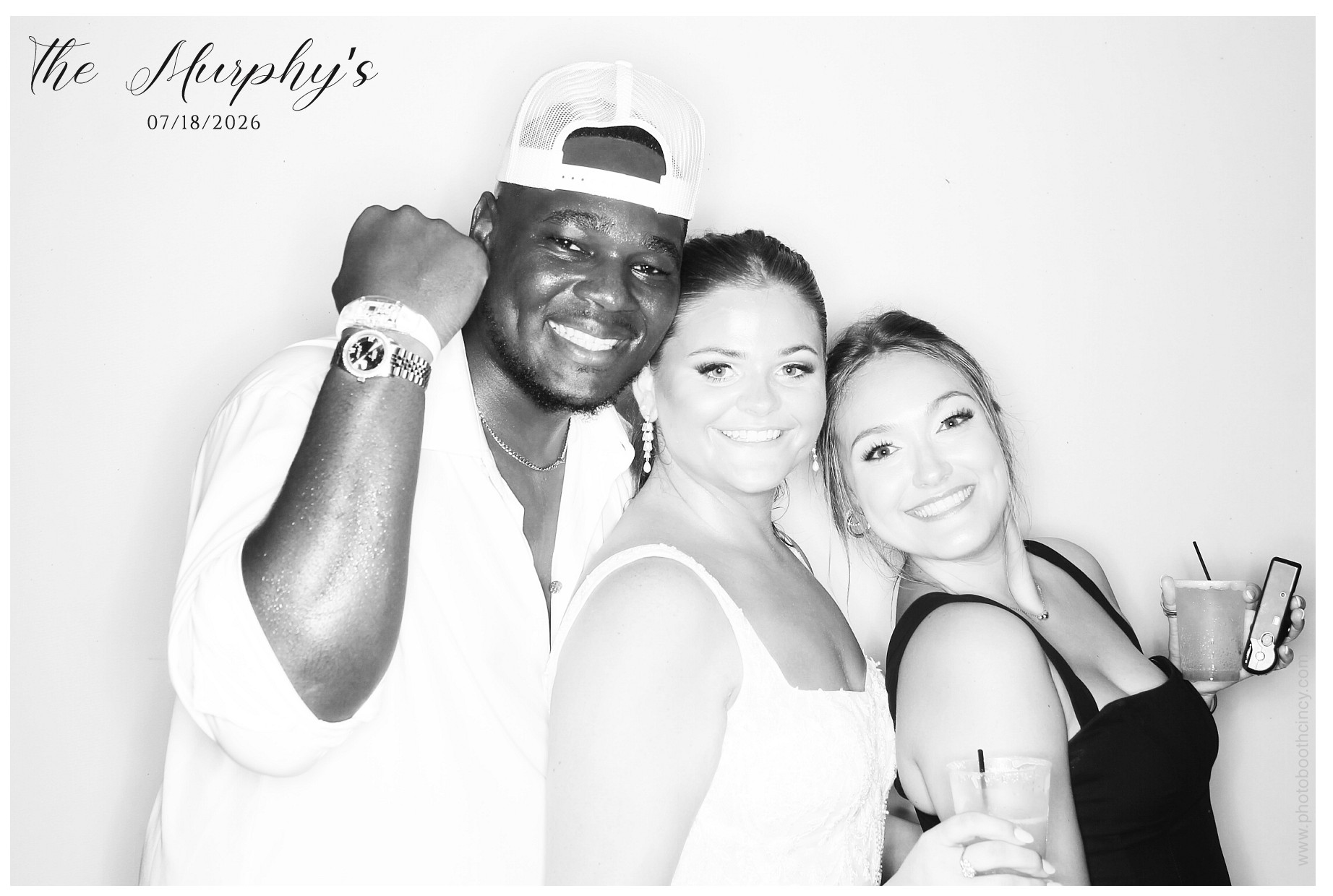 The Murphy's | View more photos from the event at gallery.photoboothcincy.com/u/PhotoBoothCincy/The-Murphys