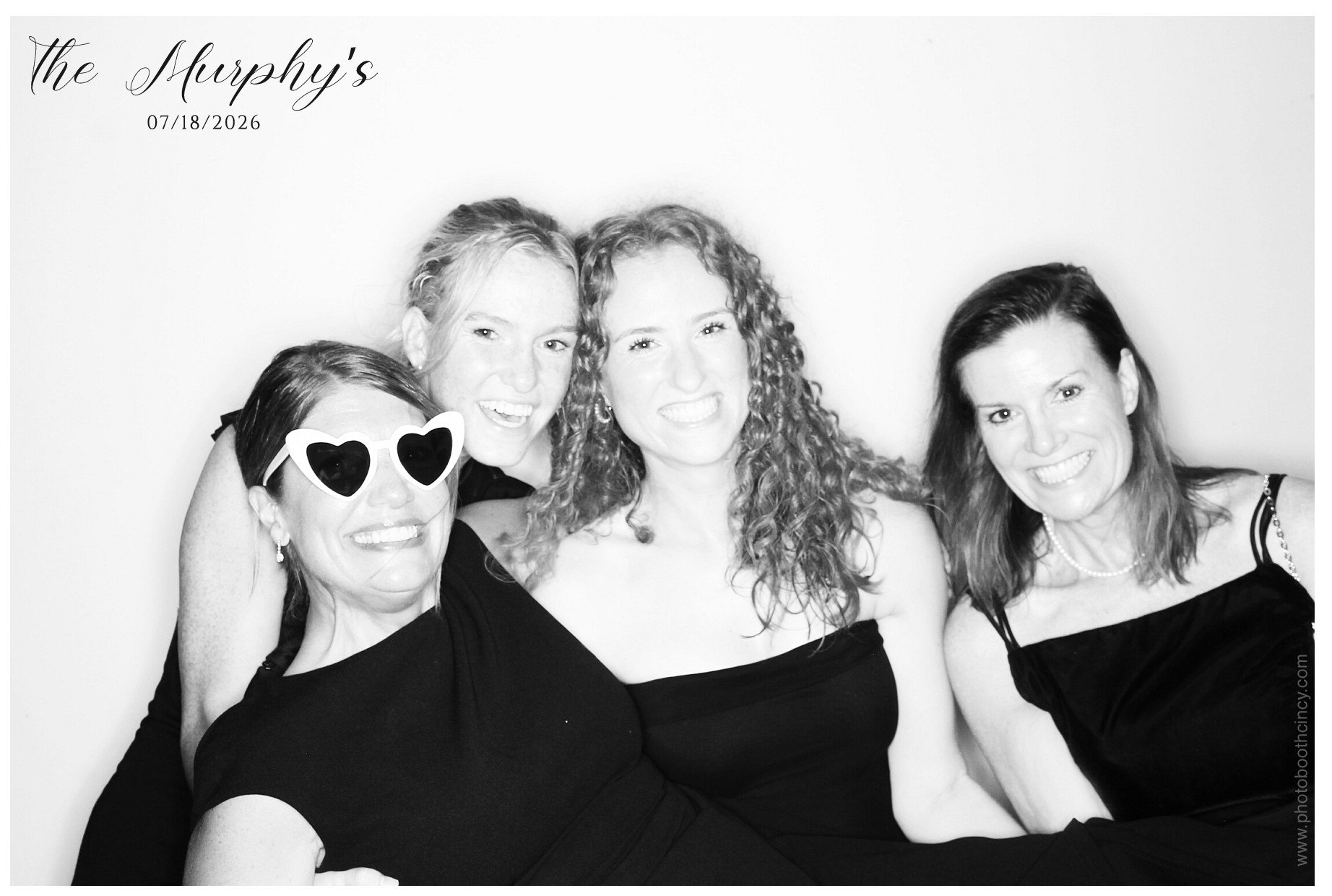 The Murphy's | View more photos from the event at gallery.photoboothcincy.com/u/PhotoBoothCincy/The-Murphys