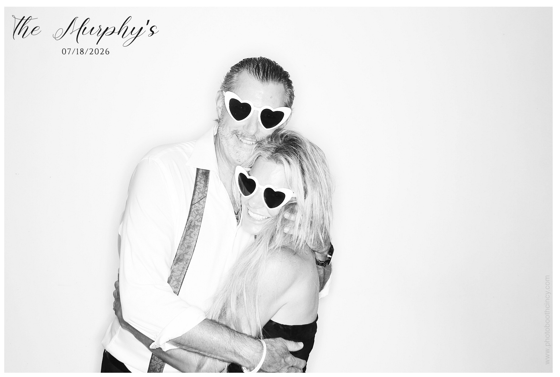 The Murphy's | View more photos from the event at gallery.photoboothcincy.com/u/PhotoBoothCincy/The-Murphys