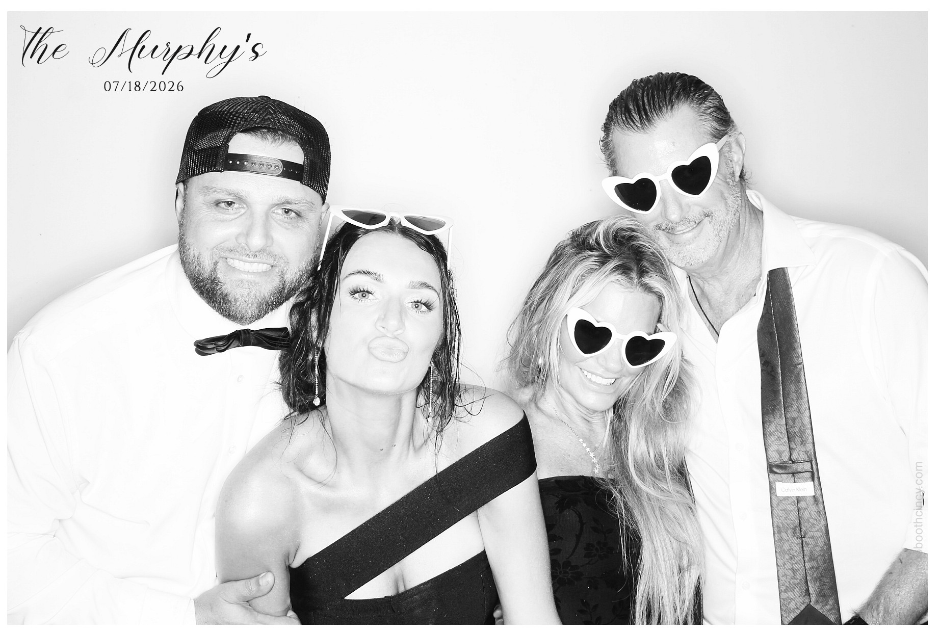 The Murphy's | View more photos from the event at gallery.photoboothcincy.com/u/PhotoBoothCincy/The-Murphys