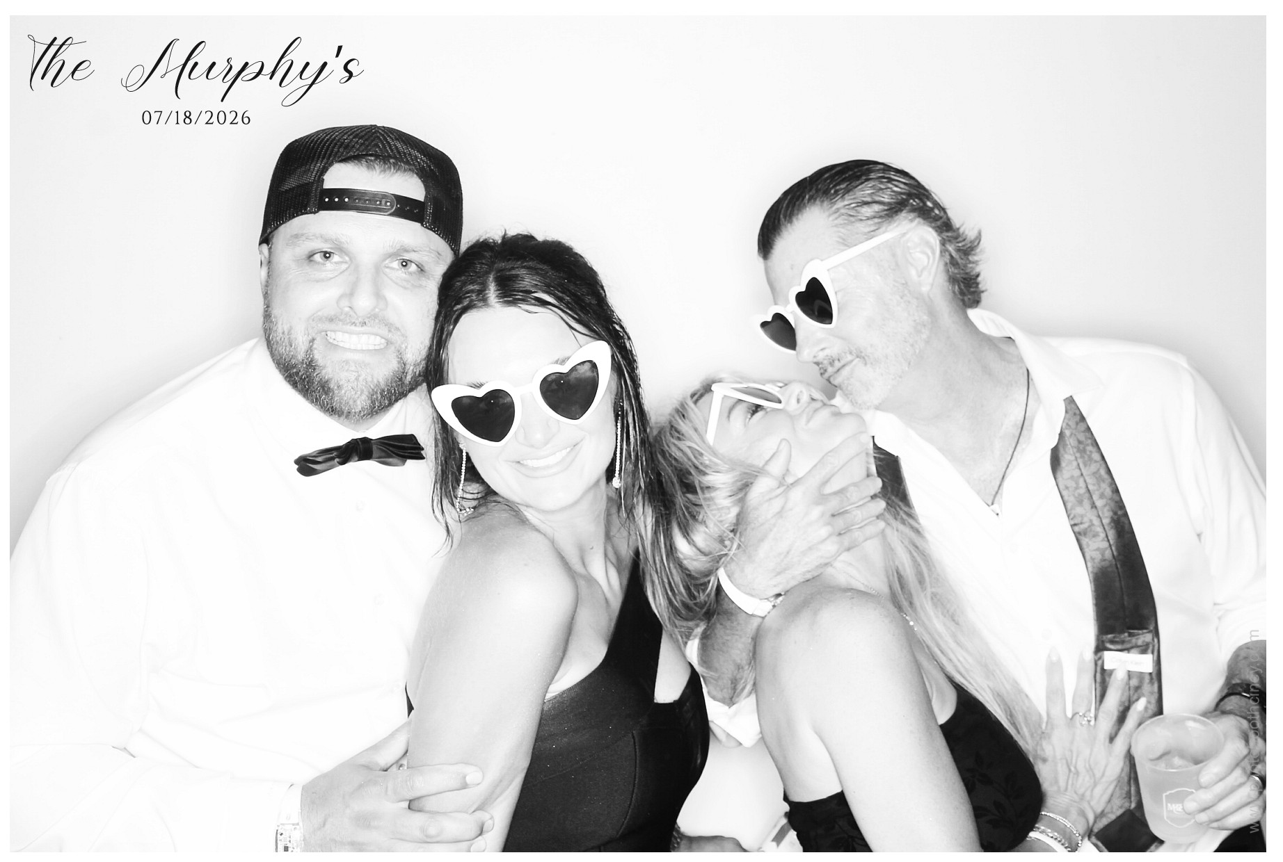 The Murphy's | View more photos from the event at gallery.photoboothcincy.com/u/PhotoBoothCincy/The-Murphys