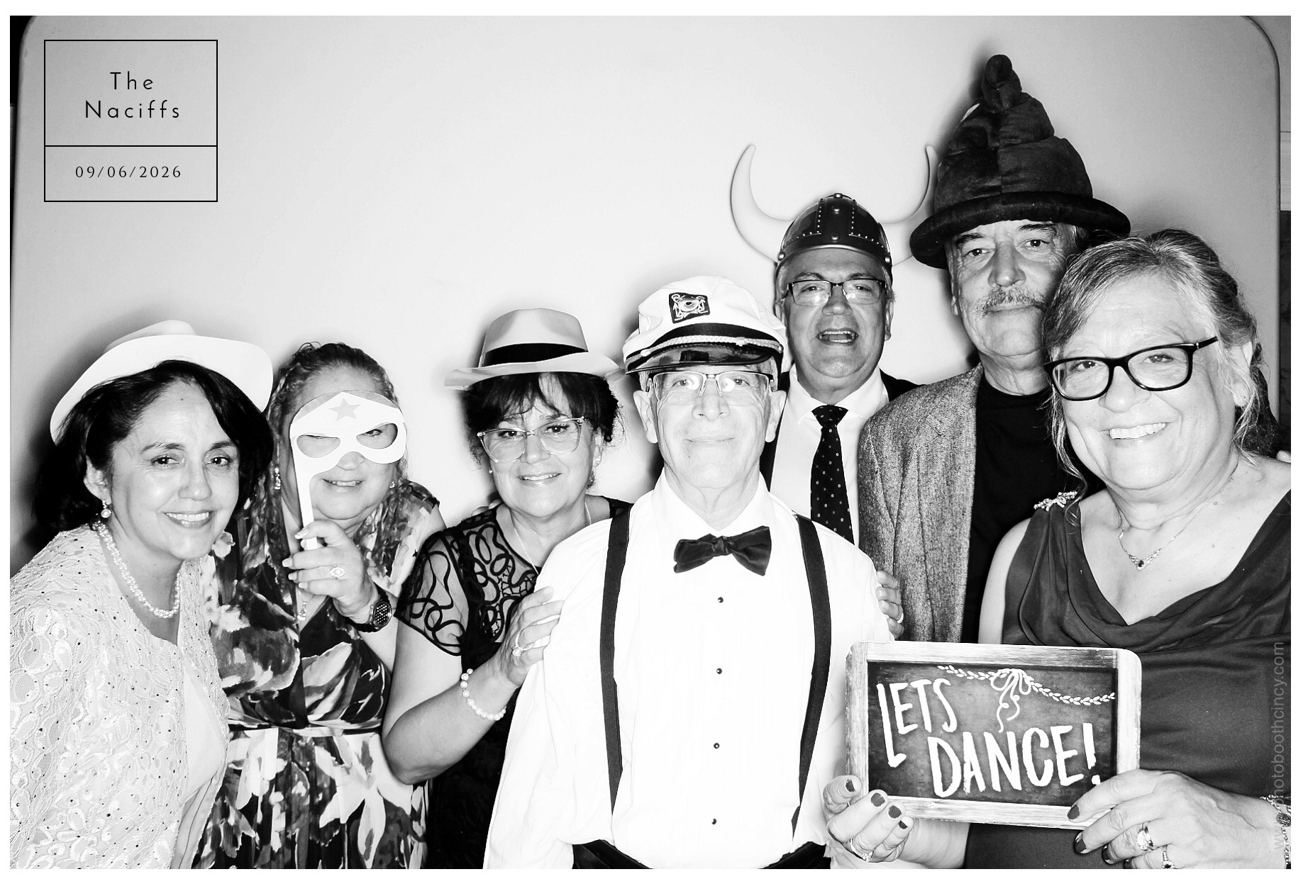 The Naciffs | View more photos from the event at gallery.photoboothcincy.com/u/PhotoBoothCincy/The-Naciffs