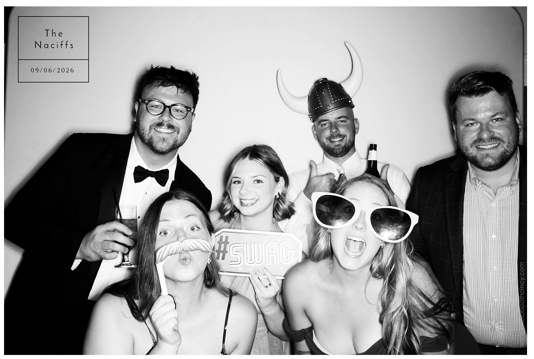 The Naciffs | View more photos from the event at gallery.photoboothcincy.com/u/PhotoBoothCincy/The-Naciffs