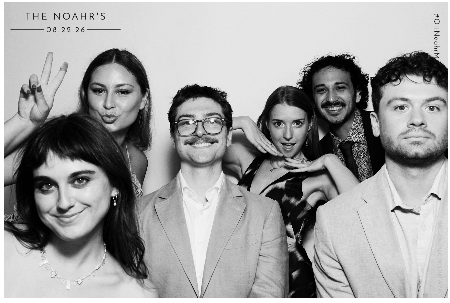 The Noahr's | View more photos from the event at gallery.photoboothcincy.com/u/PhotoBoothCincy/The-Noahrs