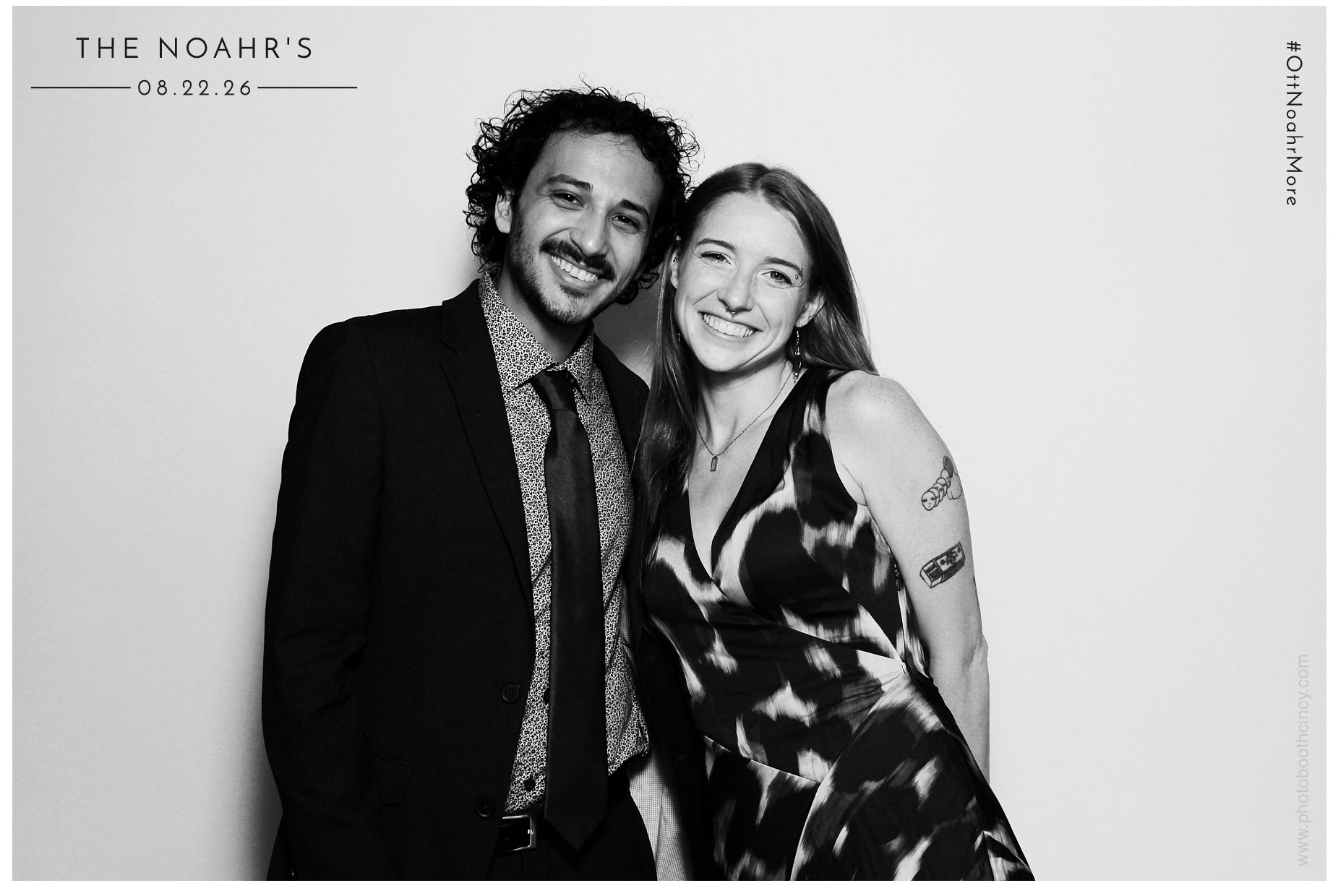 The Noahr's | View more photos from the event at gallery.photoboothcincy.com/u/PhotoBoothCincy/The-Noahrs