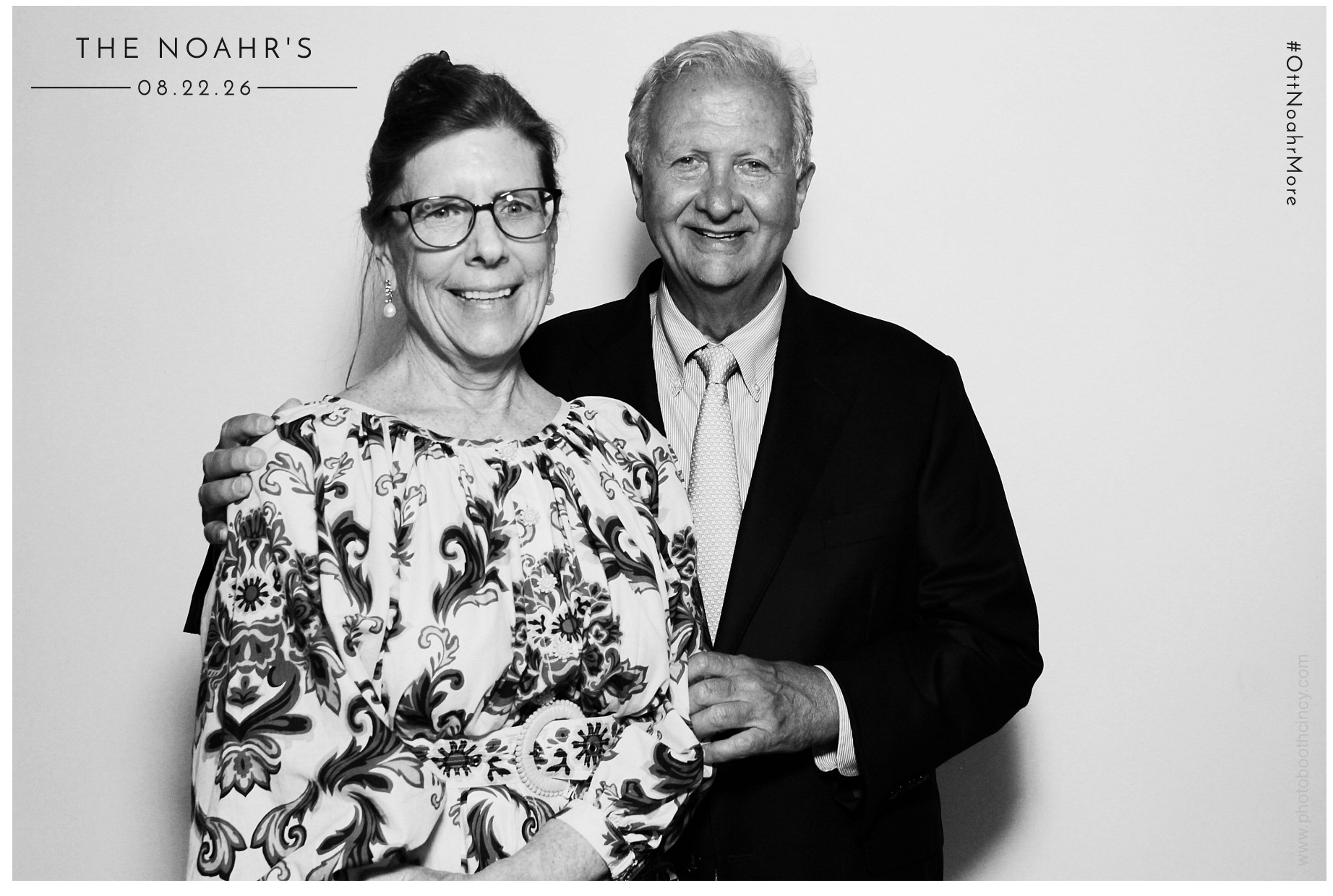 The Noahr's | View more photos from the event at gallery.photoboothcincy.com/u/PhotoBoothCincy/The-Noahrs