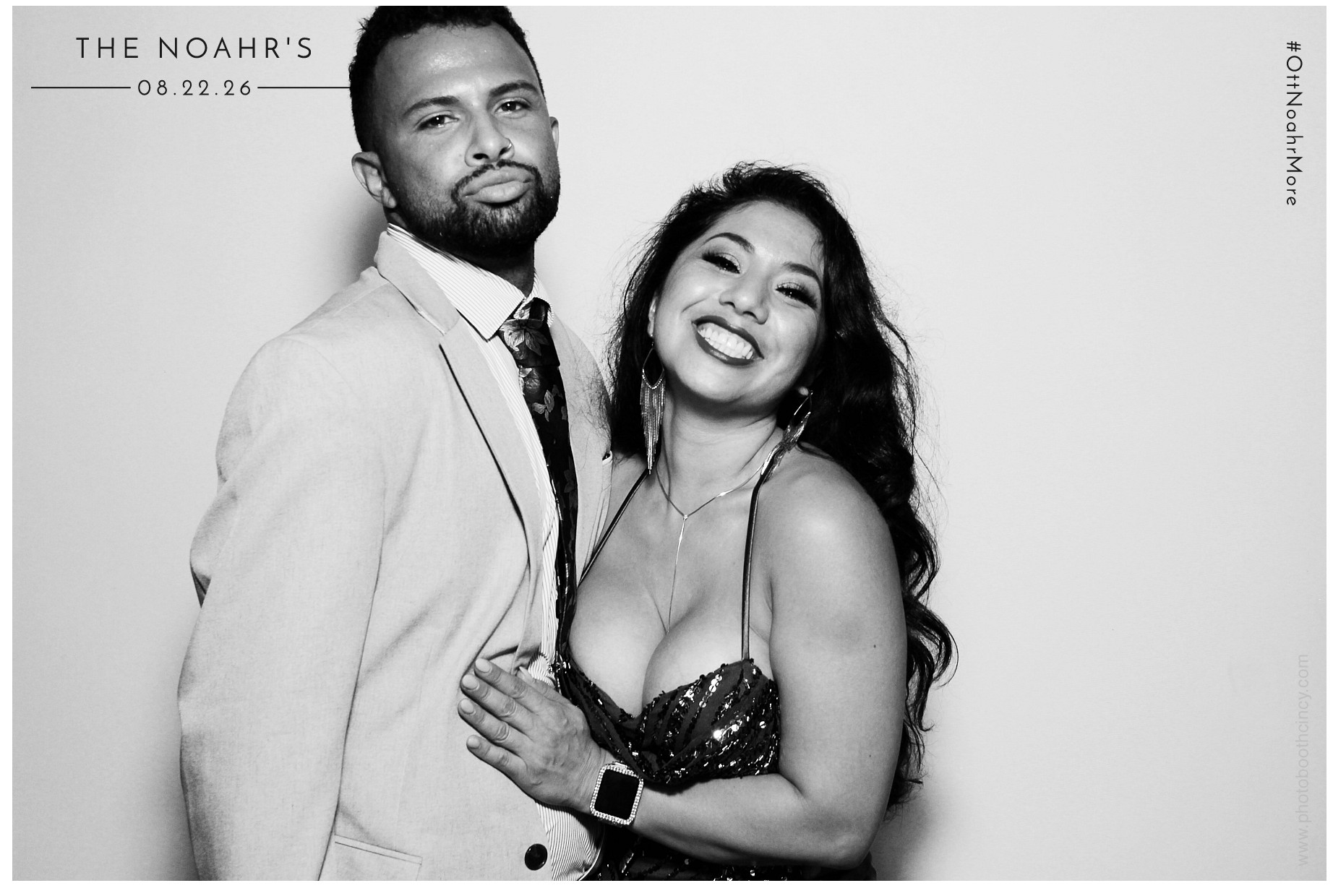 The Noahr's | View more photos from the event at gallery.photoboothcincy.com/u/PhotoBoothCincy/The-Noahrs