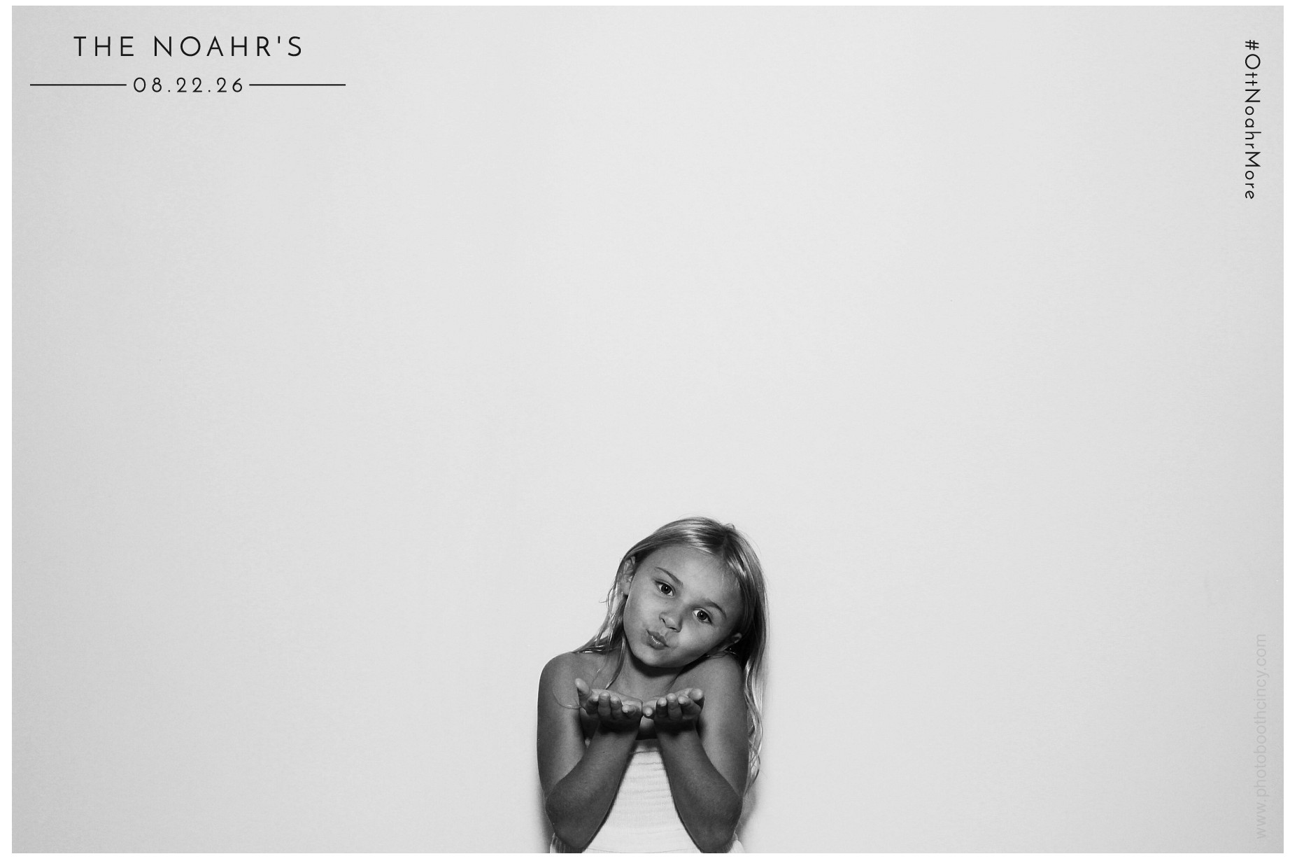 The Noahr's | View more photos from the event at gallery.photoboothcincy.com/u/PhotoBoothCincy/The-Noahrs