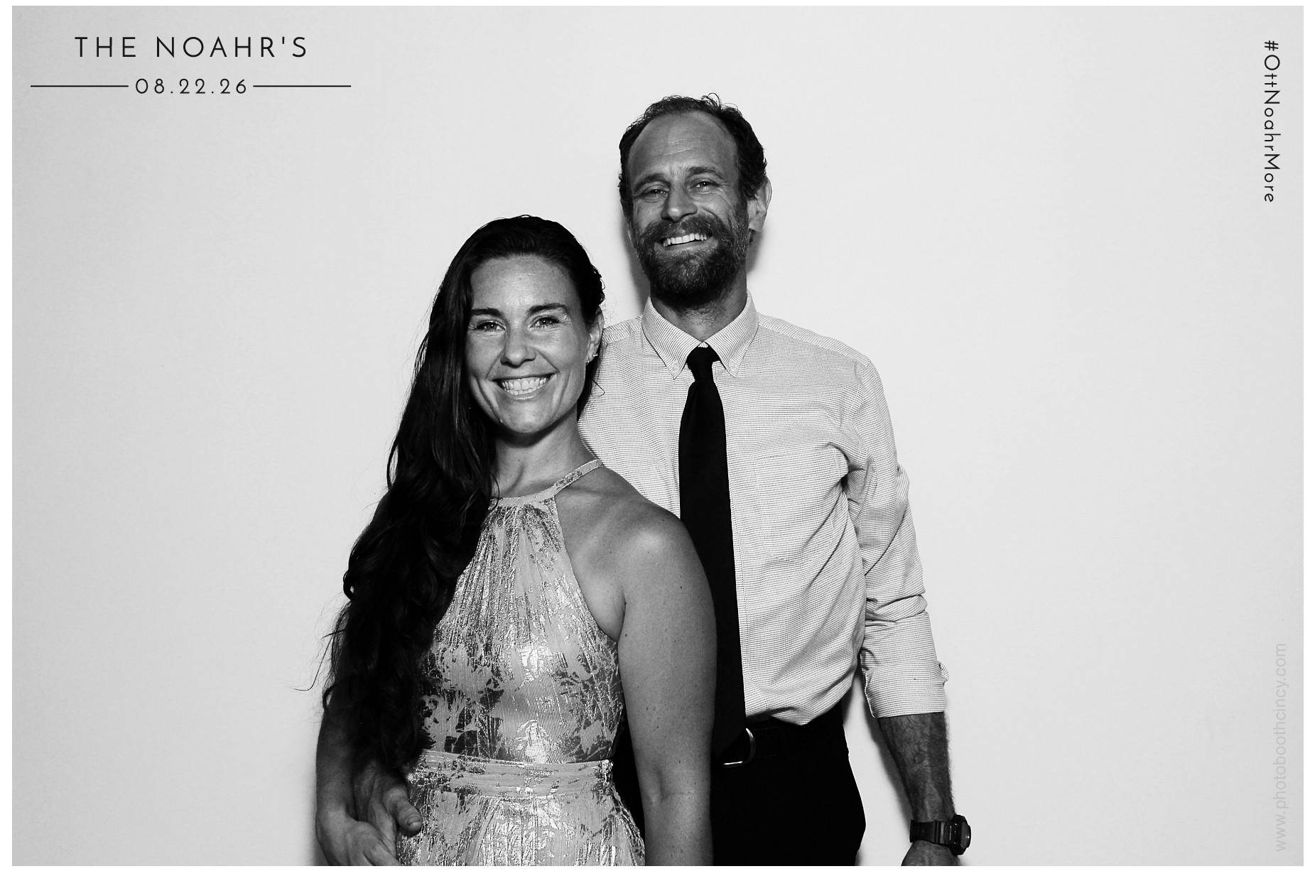 The Noahr's | View more photos from the event at gallery.photoboothcincy.com/u/PhotoBoothCincy/The-Noahrs