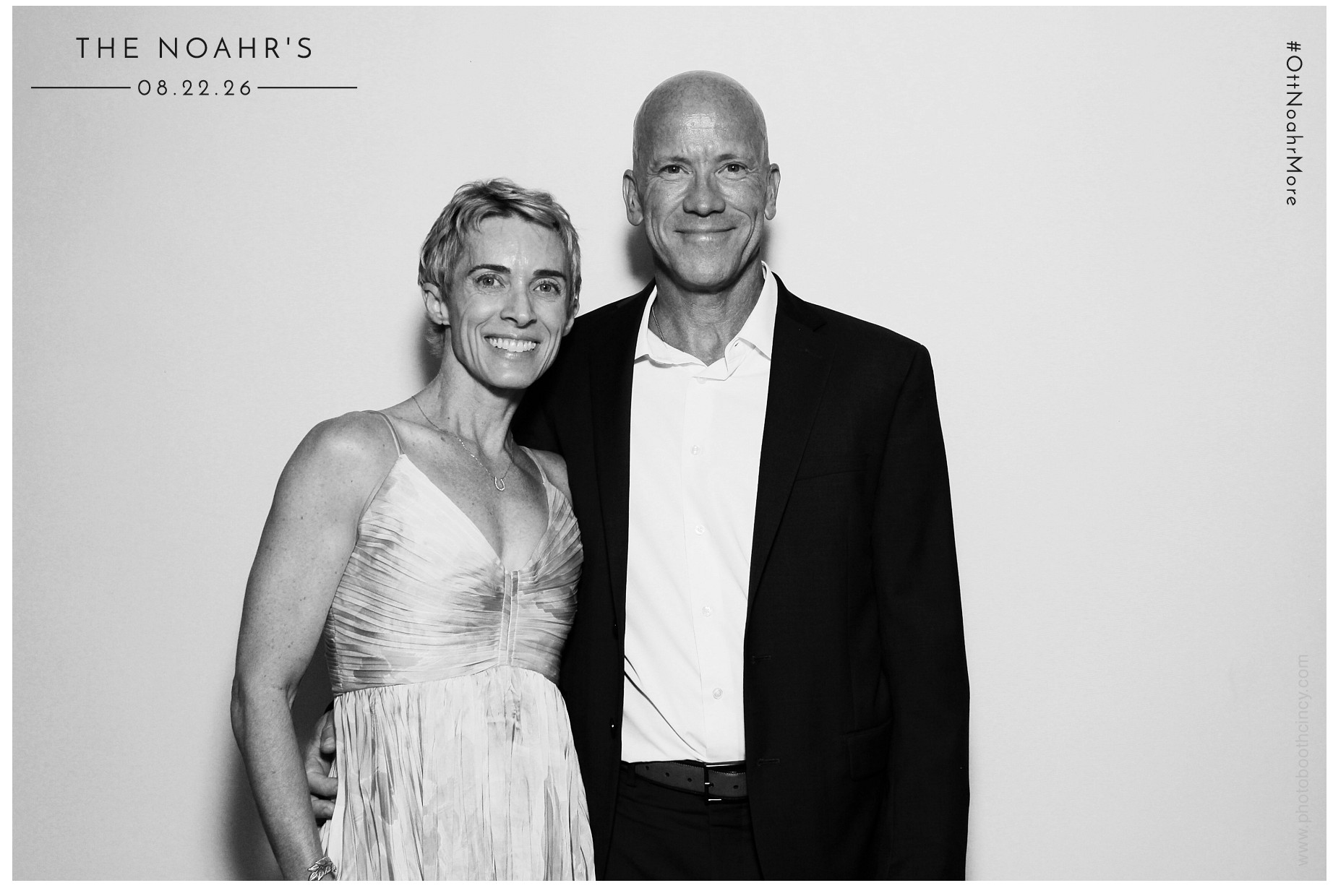 The Noahr's | View more photos from the event at gallery.photoboothcincy.com/u/PhotoBoothCincy/The-Noahrs