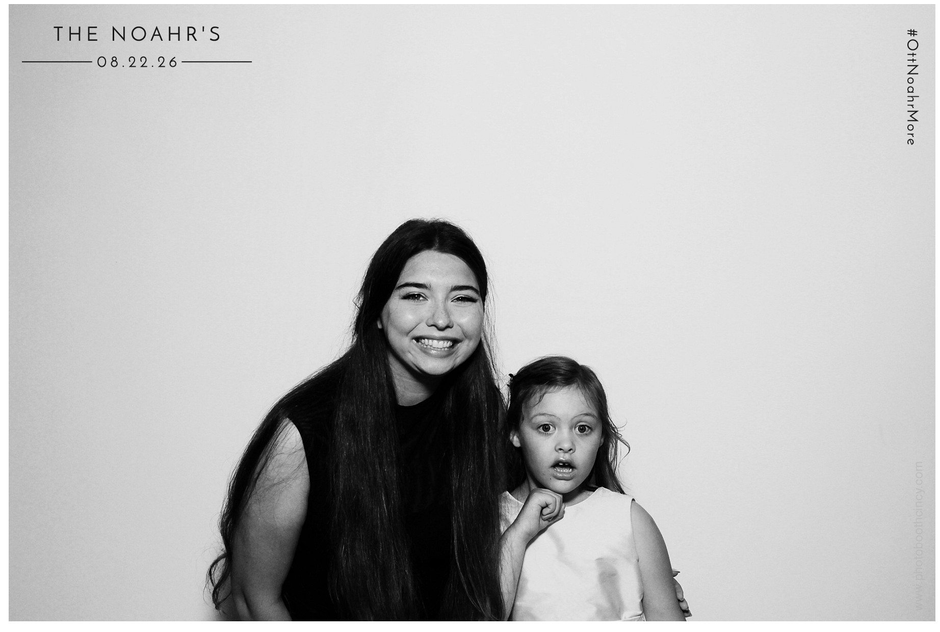 The Noahr's | View more photos from the event at gallery.photoboothcincy.com/u/PhotoBoothCincy/The-Noahrs