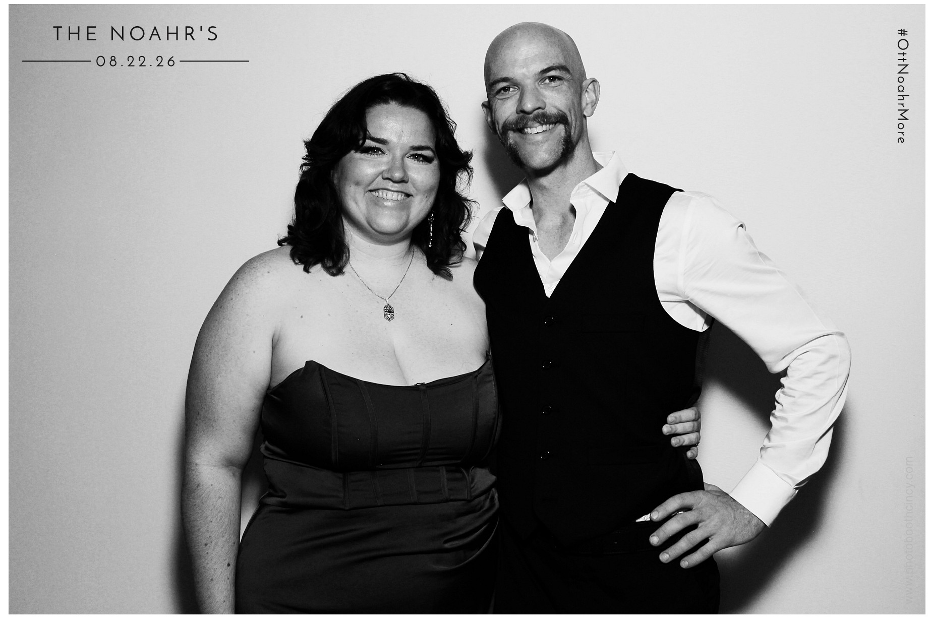 The Noahr's | View more photos from the event at gallery.photoboothcincy.com/u/PhotoBoothCincy/The-Noahrs