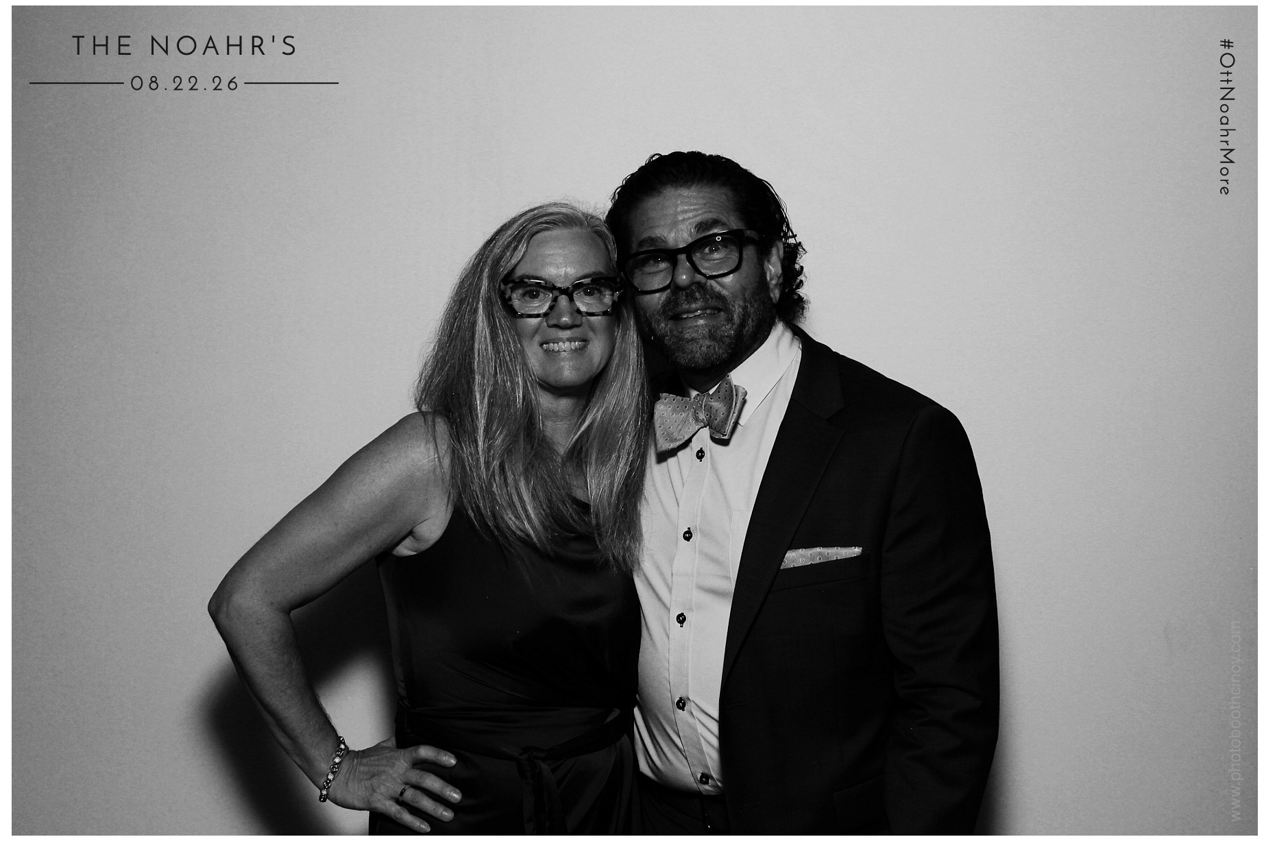 The Noahr's | View more photos from the event at gallery.photoboothcincy.com/u/PhotoBoothCincy/The-Noahrs