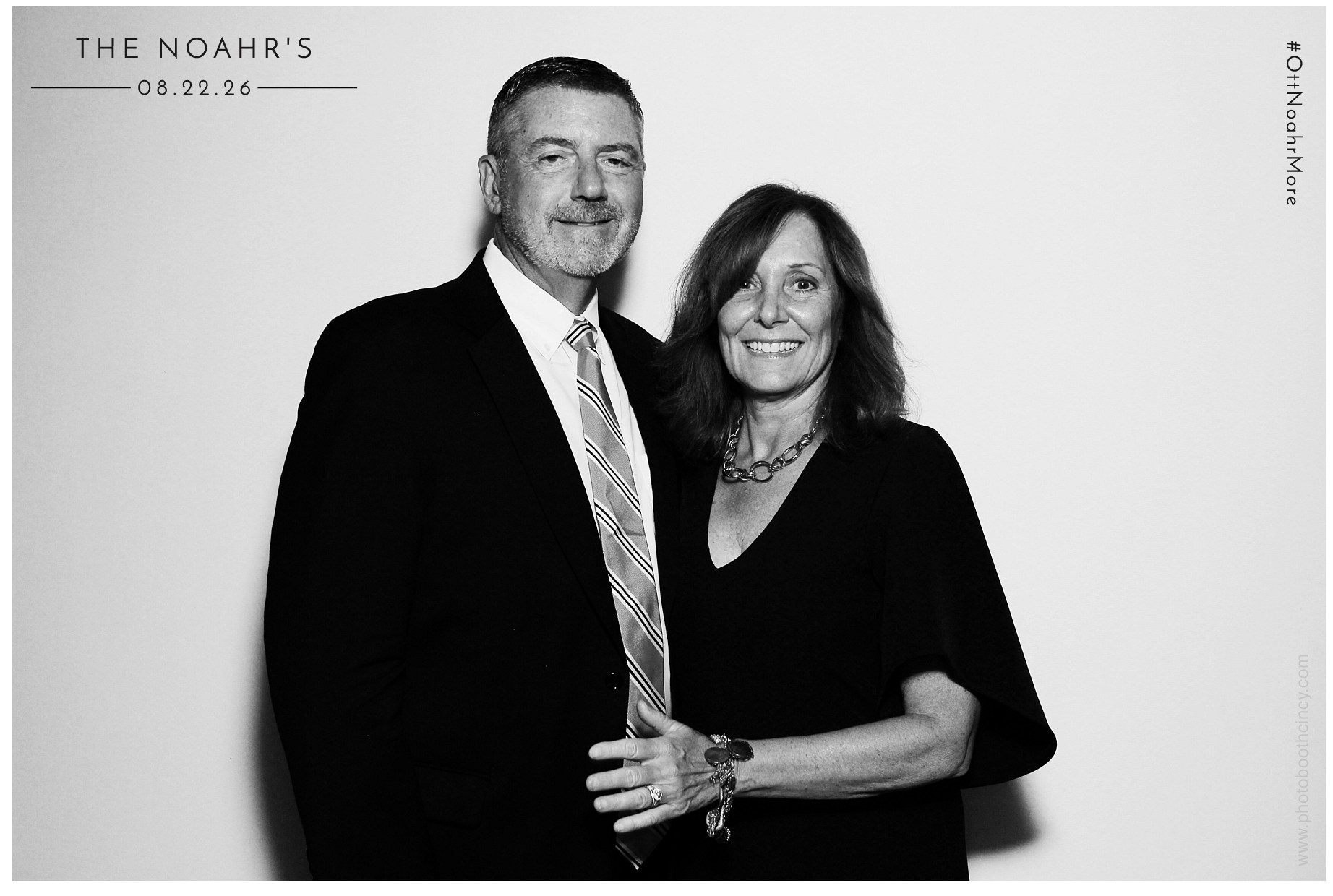 The Noahr's | View more photos from the event at gallery.photoboothcincy.com/u/PhotoBoothCincy/The-Noahrs