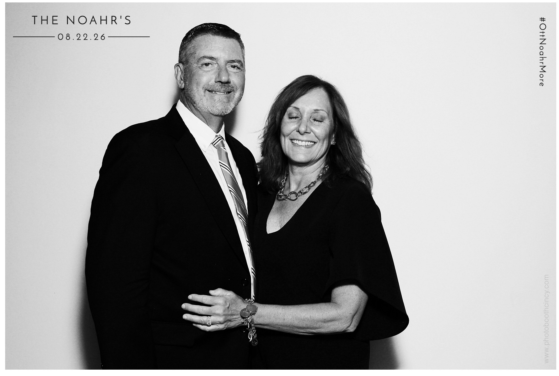 The Noahr's | View more photos from the event at gallery.photoboothcincy.com/u/PhotoBoothCincy/The-Noahrs