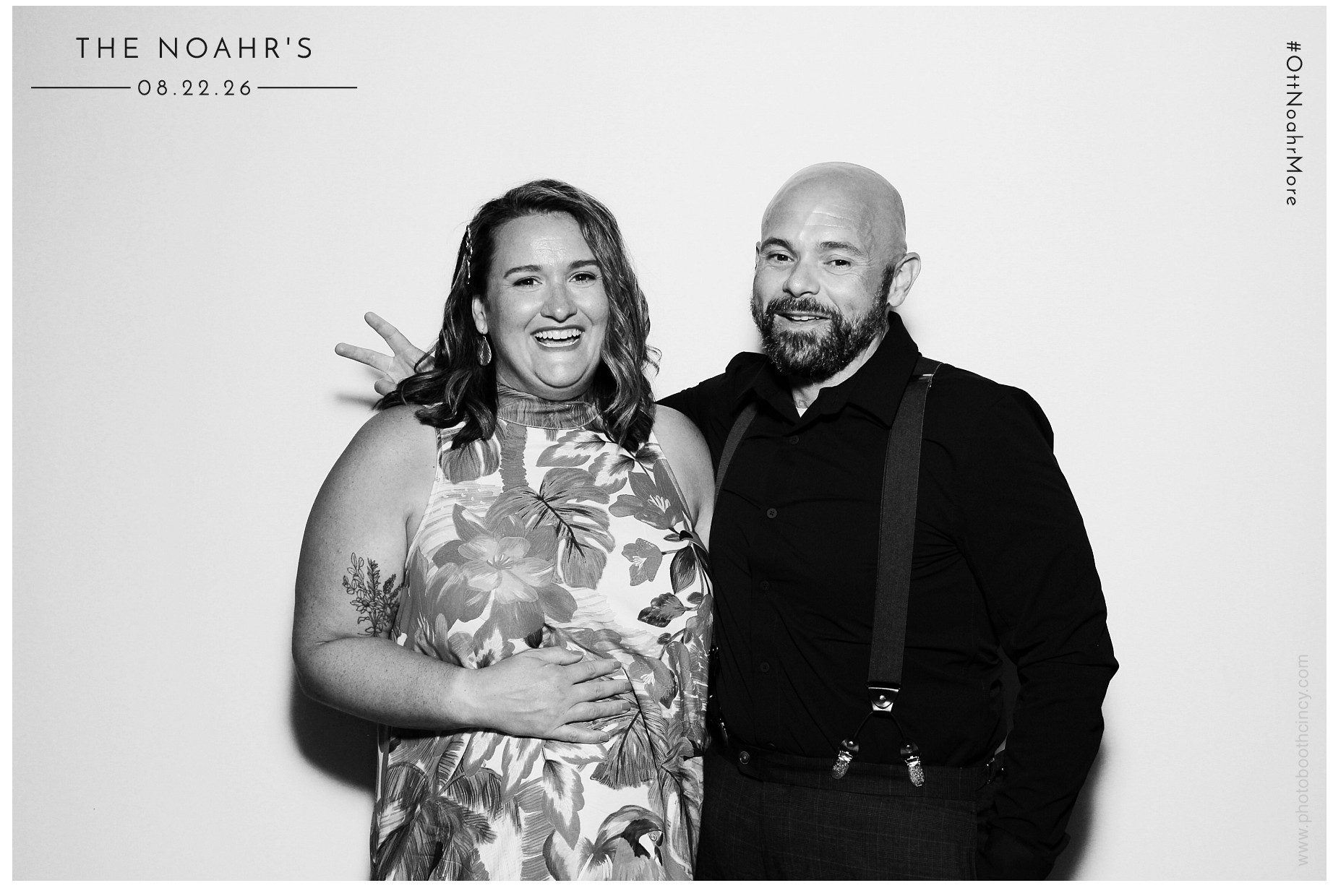 The Noahr's | View more photos from the event at gallery.photoboothcincy.com/u/PhotoBoothCincy/The-Noahrs