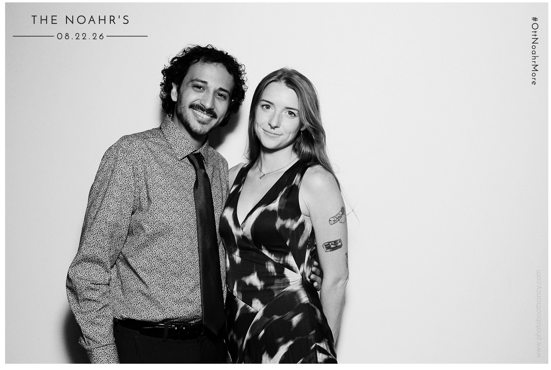 The Noahr's | View more photos from the event at gallery.photoboothcincy.com/u/PhotoBoothCincy/The-Noahrs