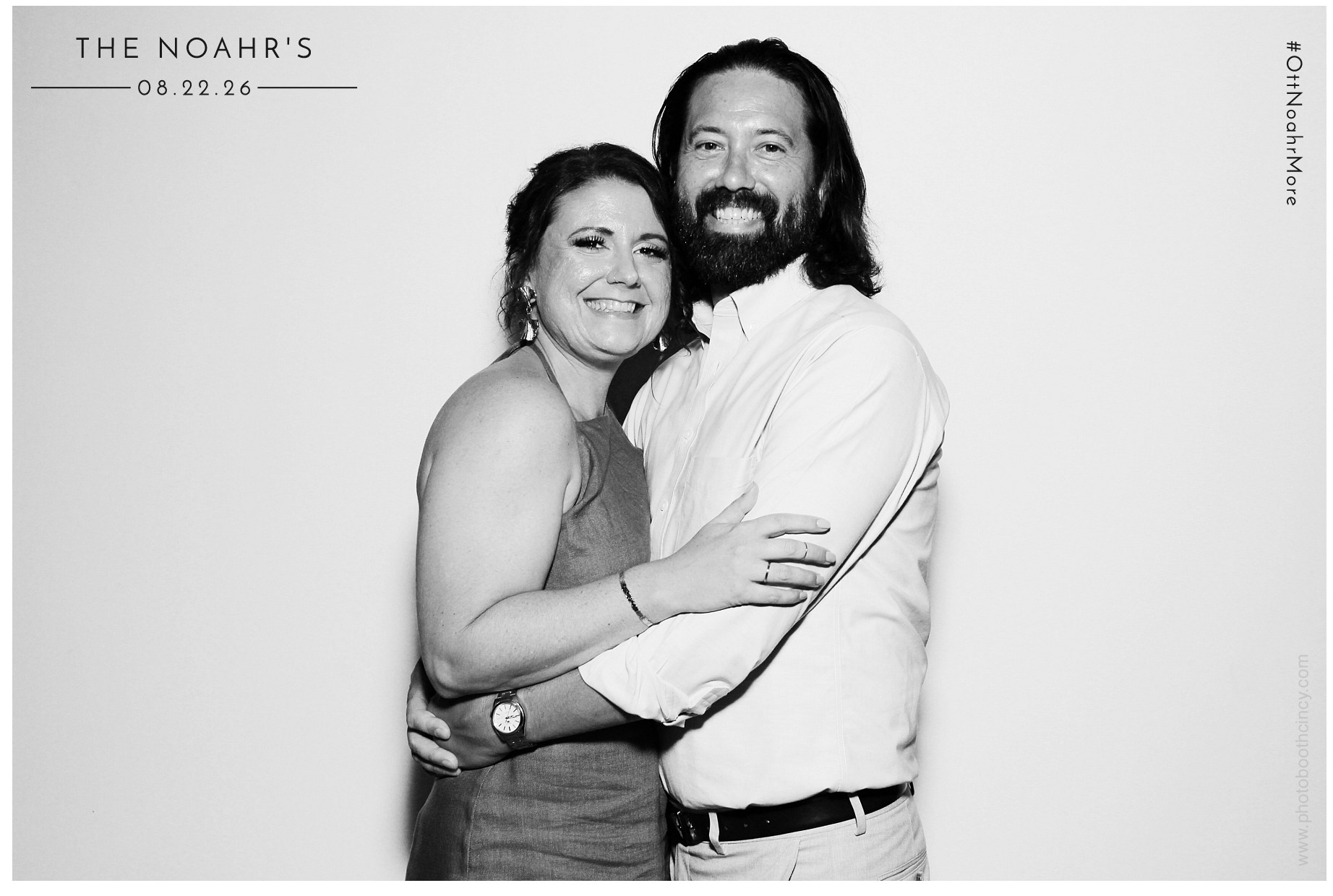 The Noahr's | View more photos from the event at gallery.photoboothcincy.com/u/PhotoBoothCincy/The-Noahrs
