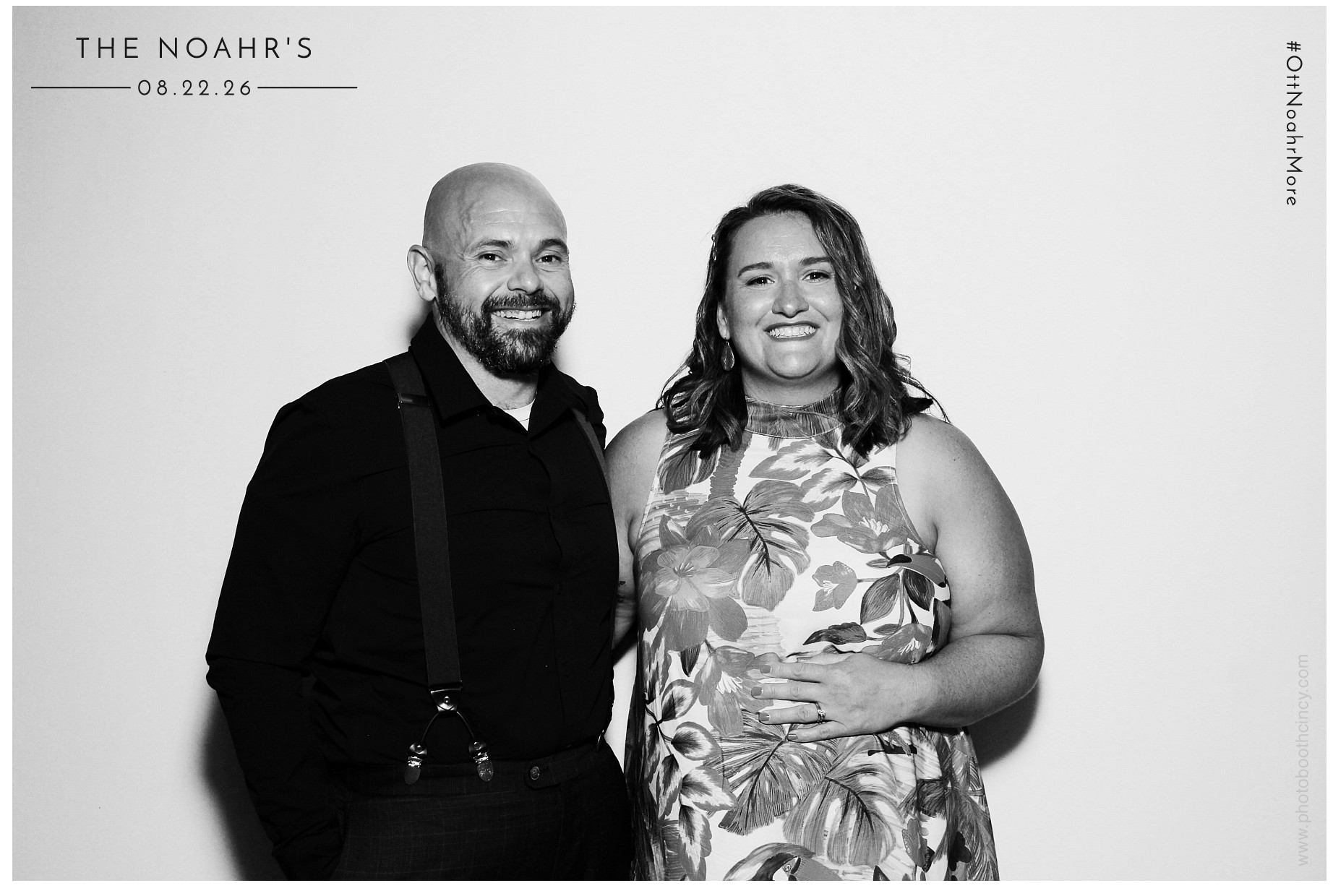 The Noahr's | View more photos from the event at gallery.photoboothcincy.com/u/PhotoBoothCincy/The-Noahrs