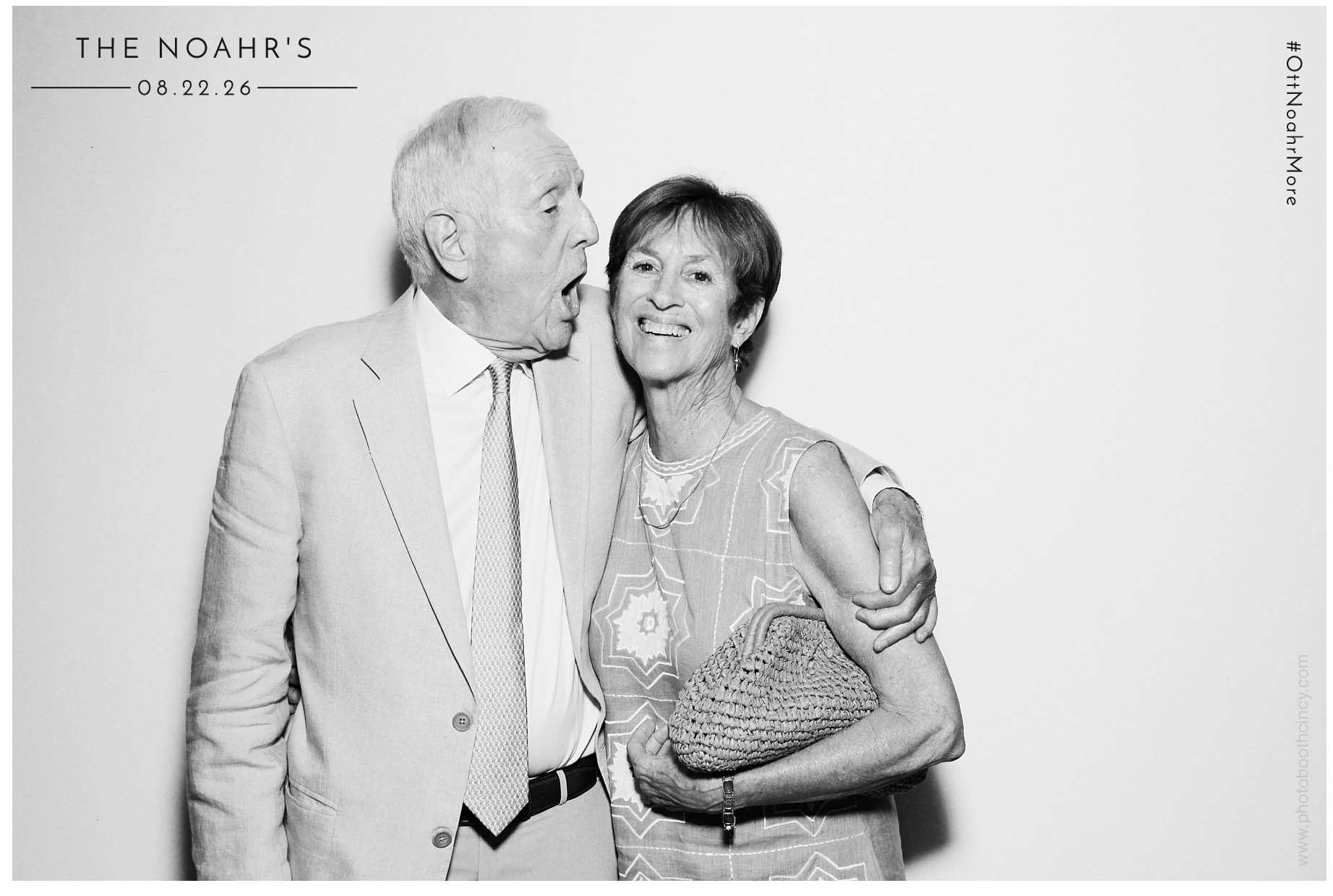 The Noahr's | View more photos from the event at gallery.photoboothcincy.com/u/PhotoBoothCincy/The-Noahrs