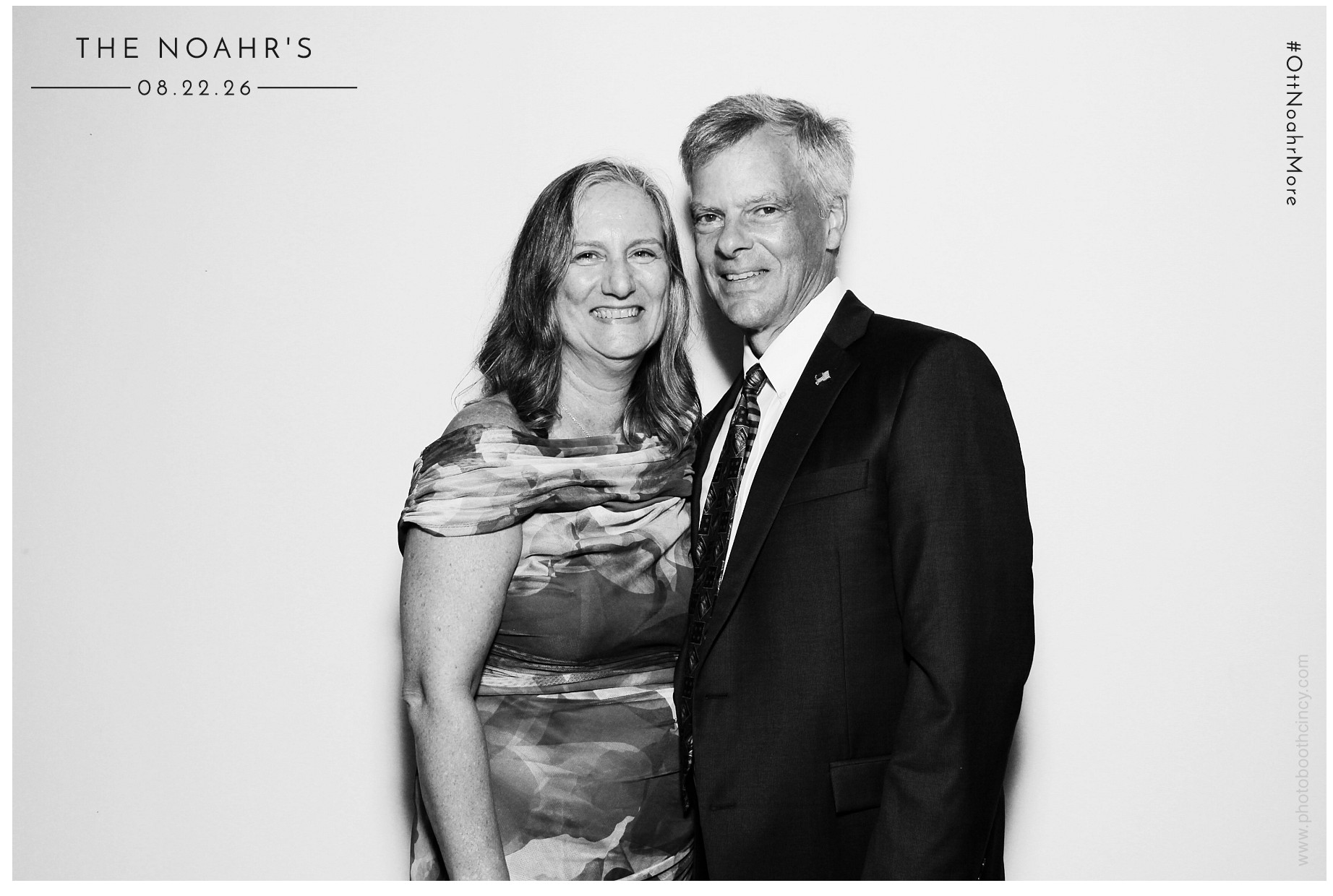 The Noahr's | View more photos from the event at gallery.photoboothcincy.com/u/PhotoBoothCincy/The-Noahrs