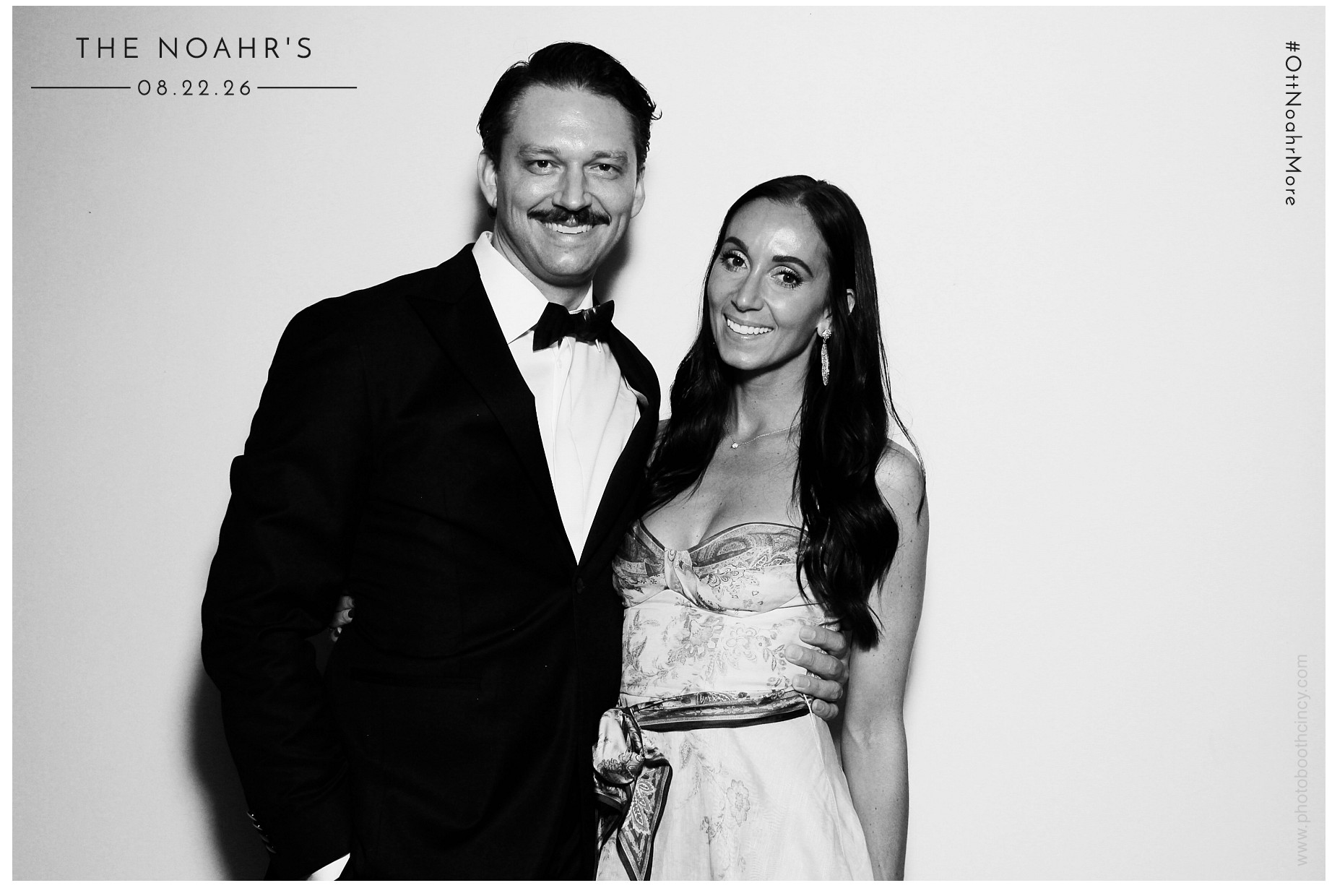 The Noahr's | View more photos from the event at gallery.photoboothcincy.com/u/PhotoBoothCincy/The-Noahrs