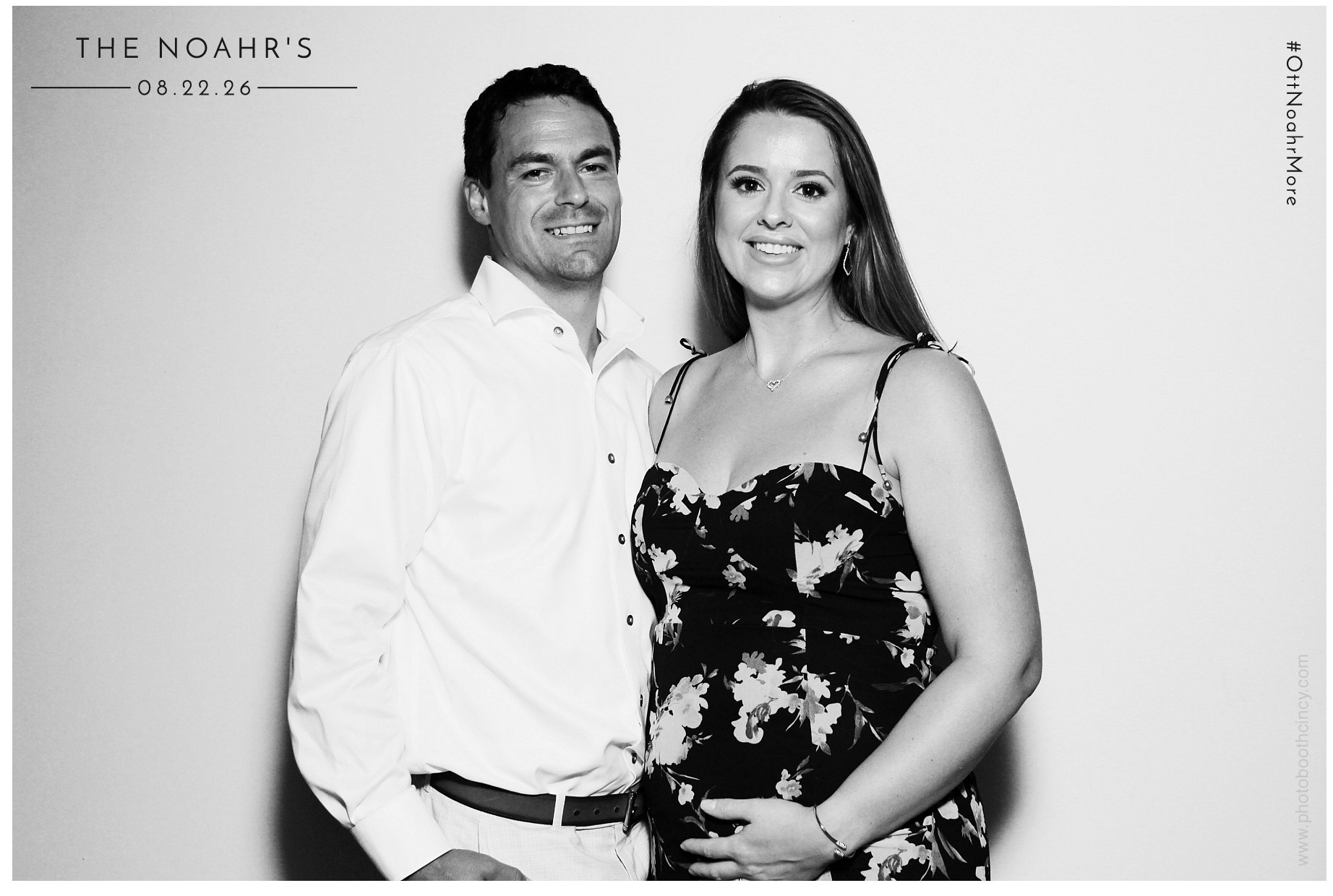 The Noahr's | View more photos from the event at gallery.photoboothcincy.com/u/PhotoBoothCincy/The-Noahrs