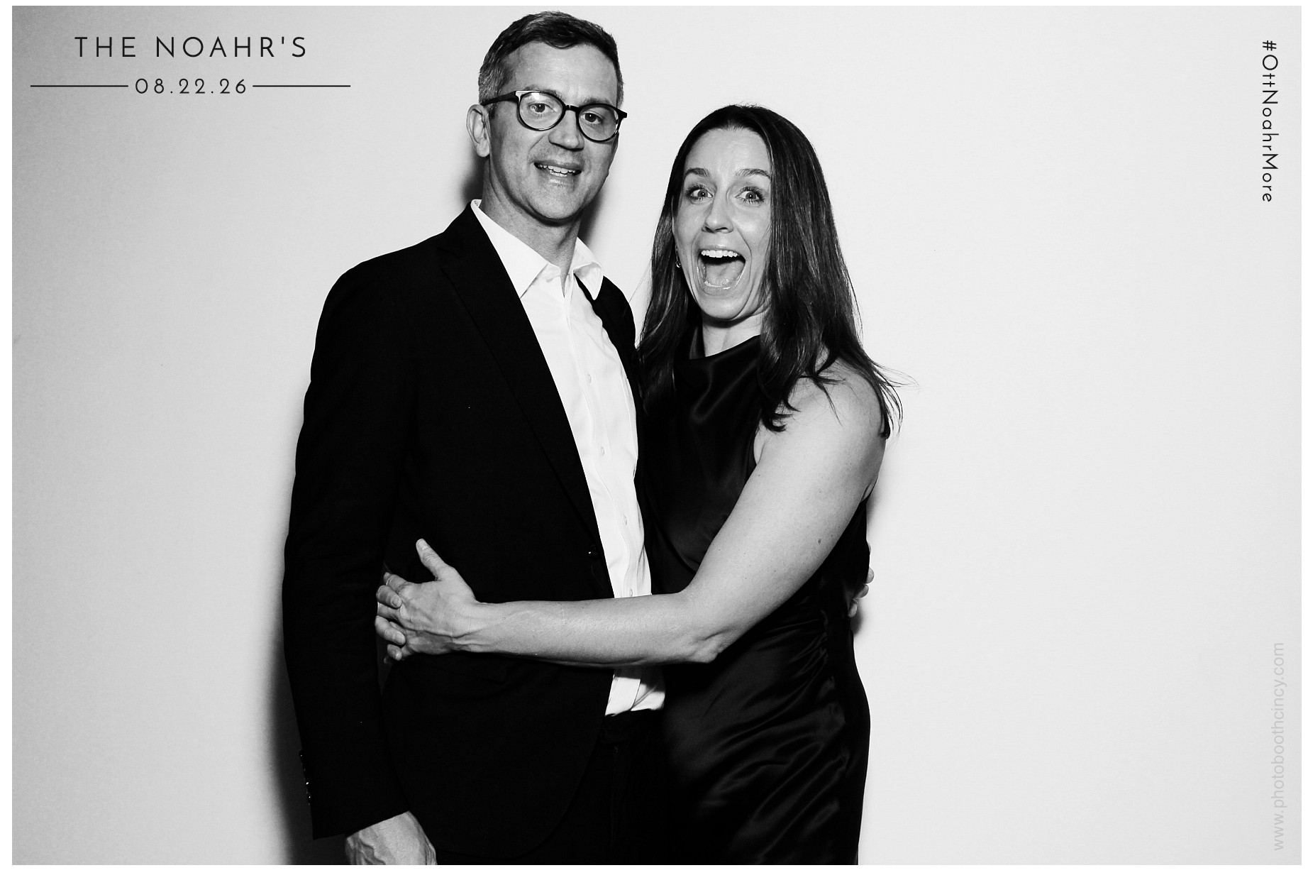 The Noahr's | View more photos from the event at gallery.photoboothcincy.com/u/PhotoBoothCincy/The-Noahrs