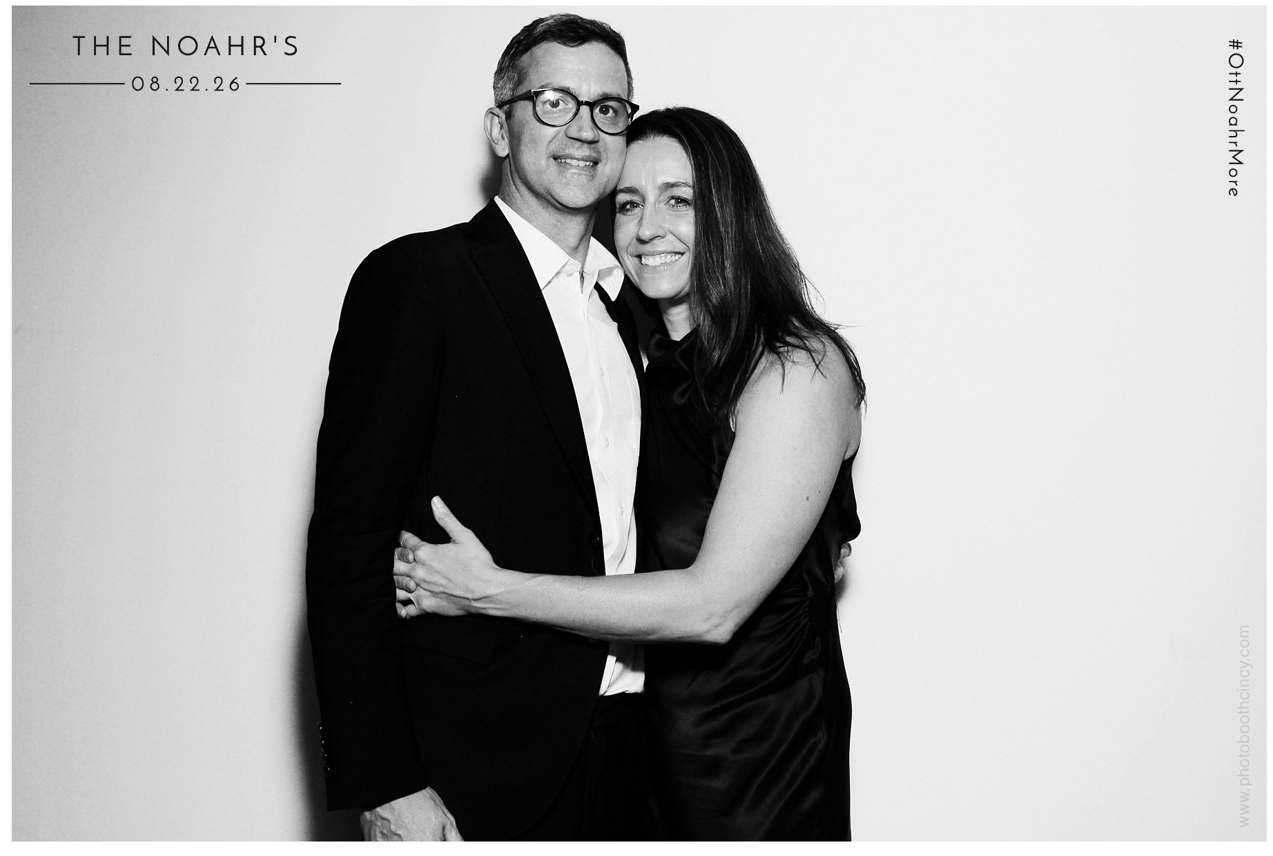 The Noahr's | View more photos from the event at gallery.photoboothcincy.com/u/PhotoBoothCincy/The-Noahrs