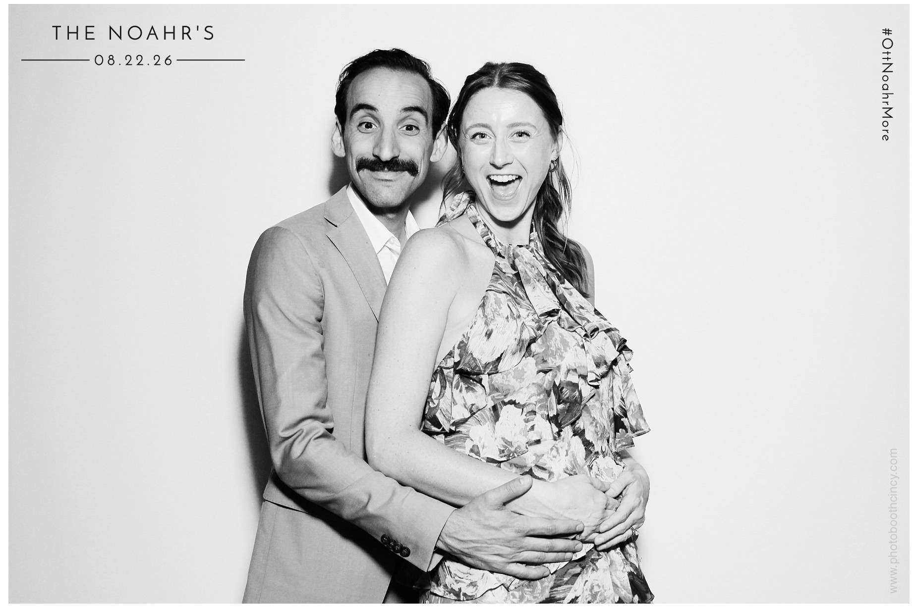 The Noahr's | View more photos from the event at gallery.photoboothcincy.com/u/PhotoBoothCincy/The-Noahrs