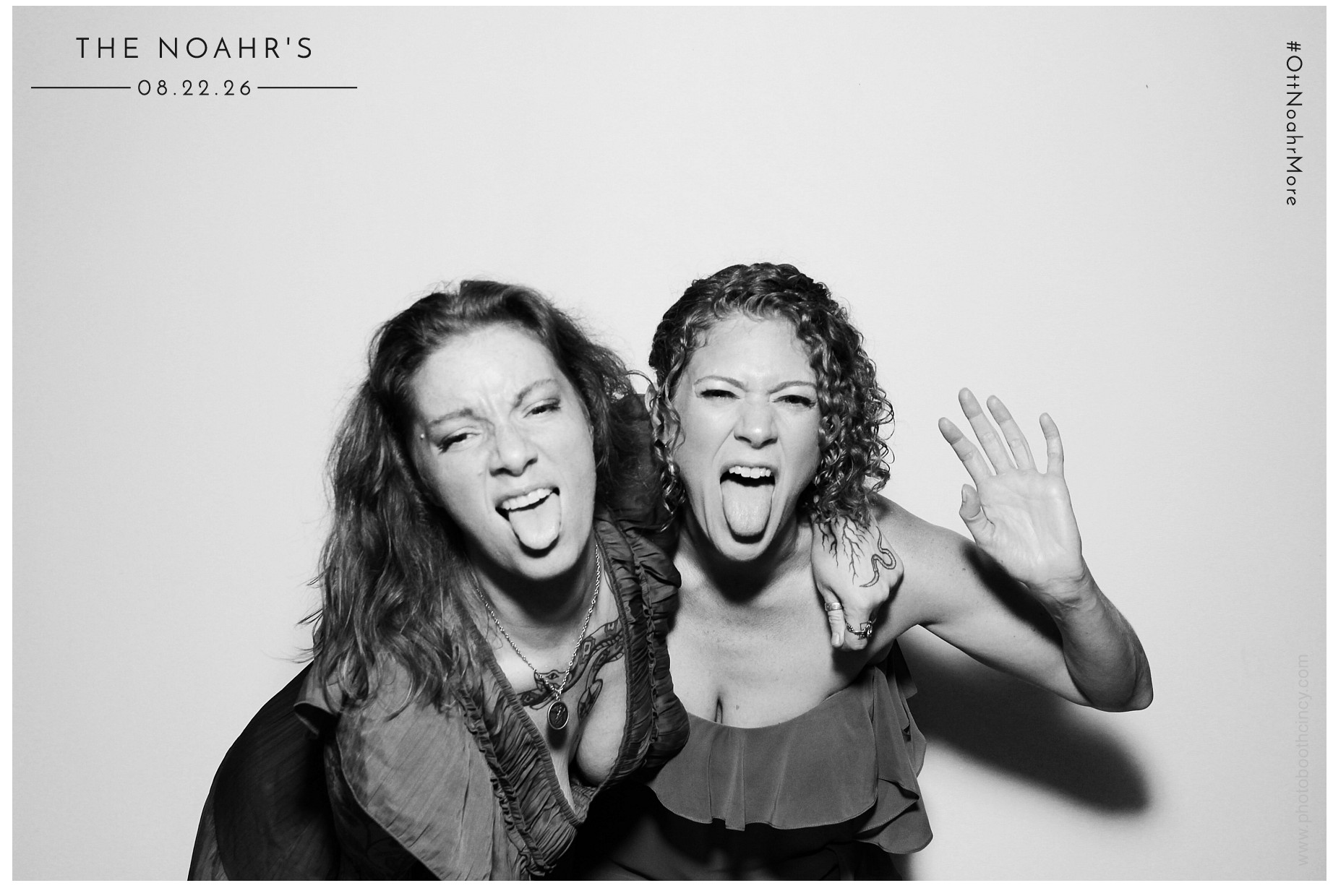 The Noahr's | View more photos from the event at gallery.photoboothcincy.com/u/PhotoBoothCincy/The-Noahrs