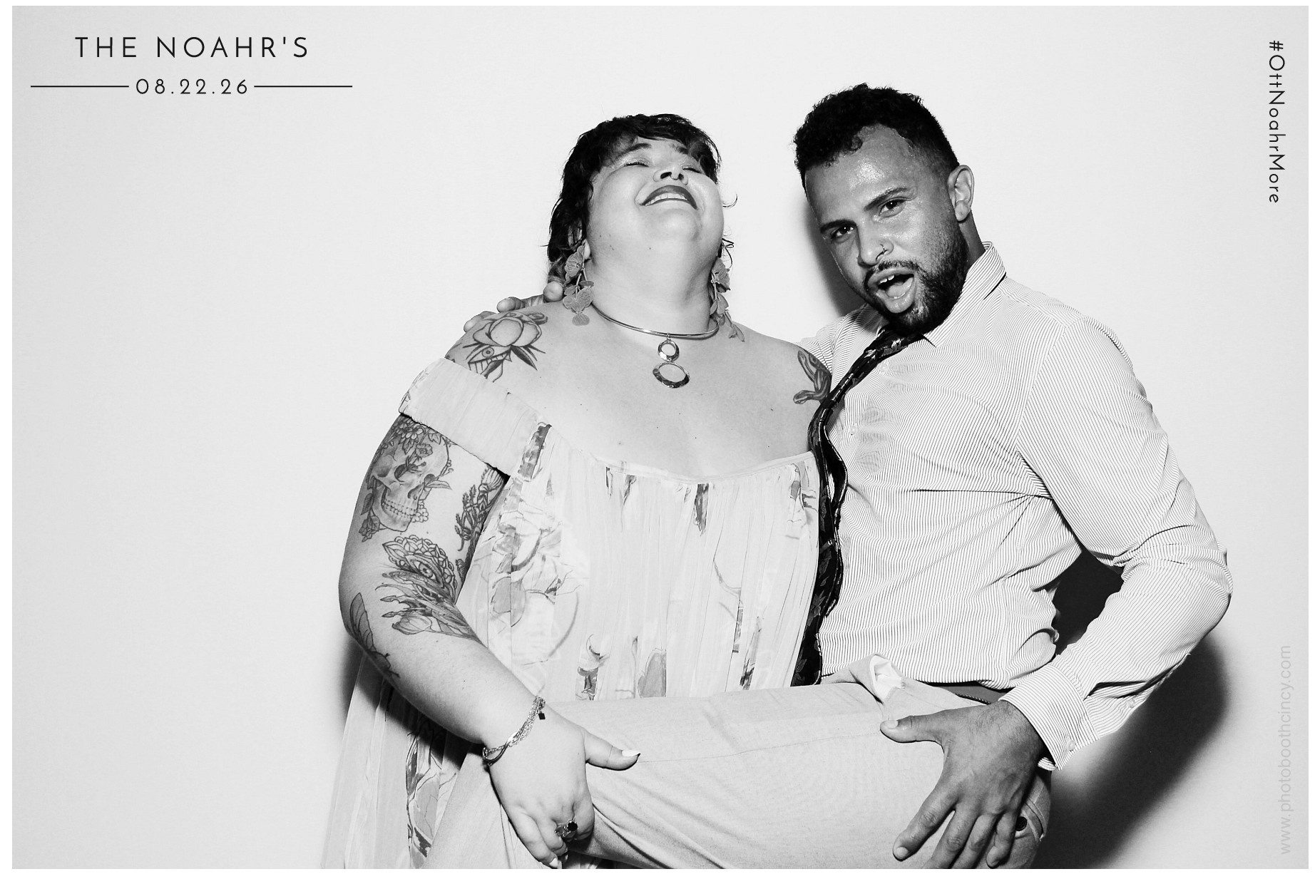 The Noahr's | View more photos from the event at gallery.photoboothcincy.com/u/PhotoBoothCincy/The-Noahrs