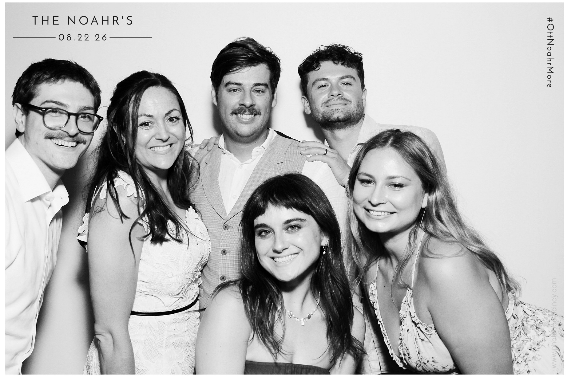 The Noahr's | View more photos from the event at gallery.photoboothcincy.com/u/PhotoBoothCincy/The-Noahrs