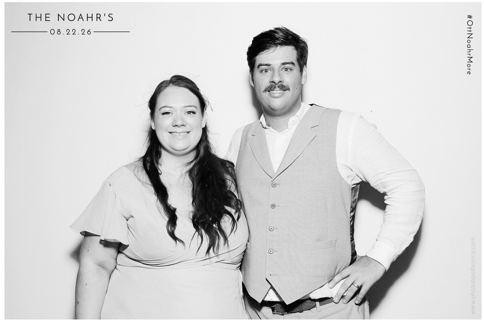 The Noahr's | View more photos from the event at gallery.photoboothcincy.com/u/PhotoBoothCincy/The-Noahrs